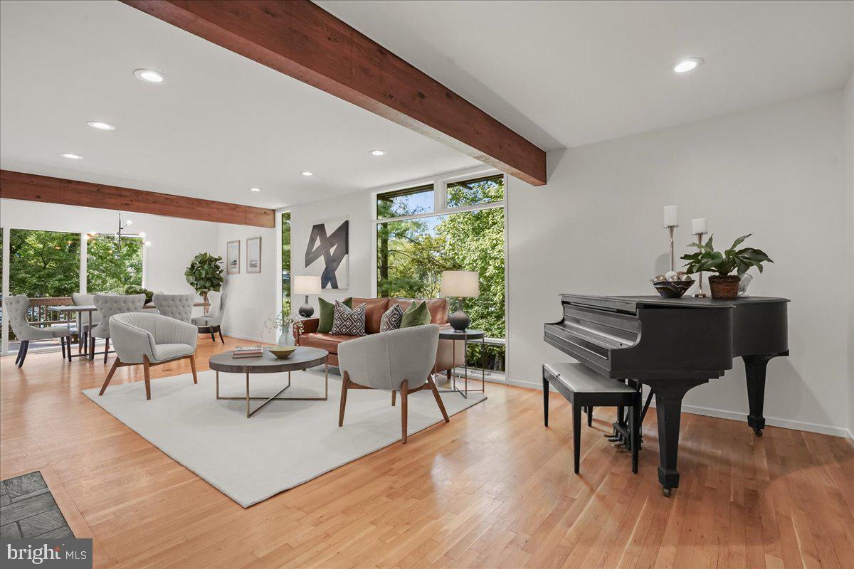 GLEN ECHO HEIGHTS - Residential