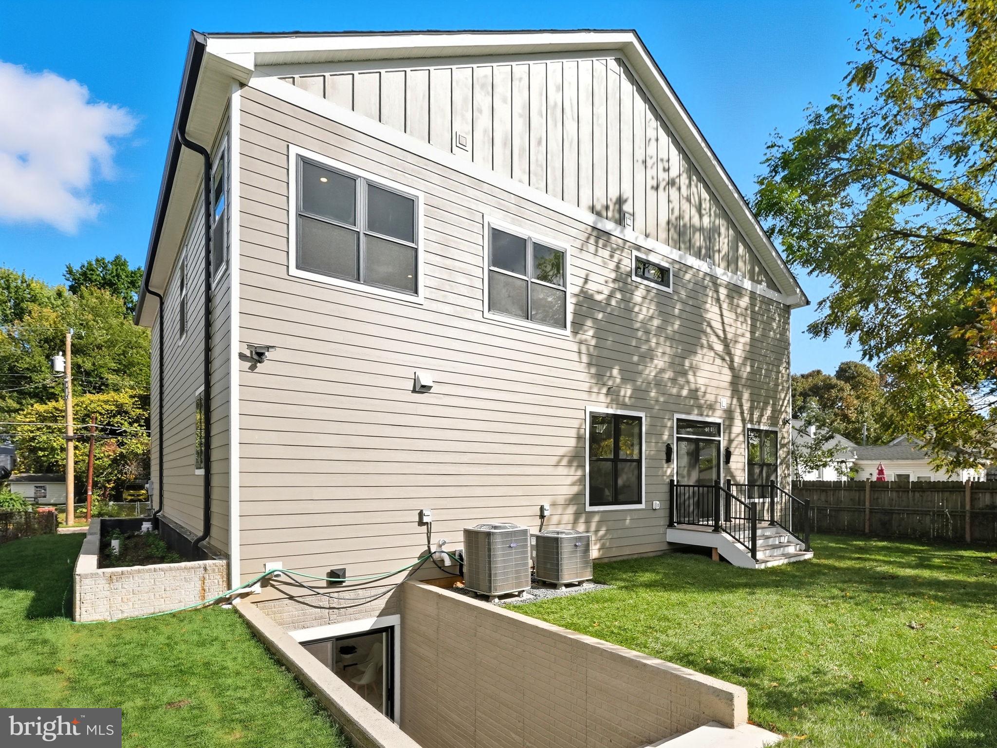 ANNALEE HEIGHTS - Residential