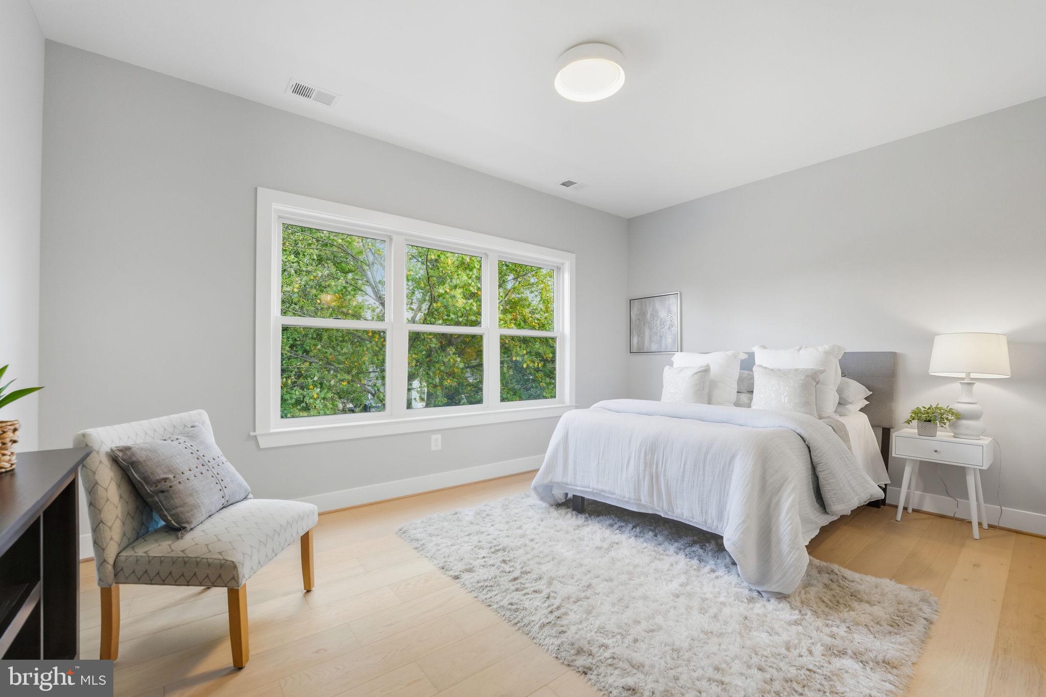 ANNALEE HEIGHTS - Residential