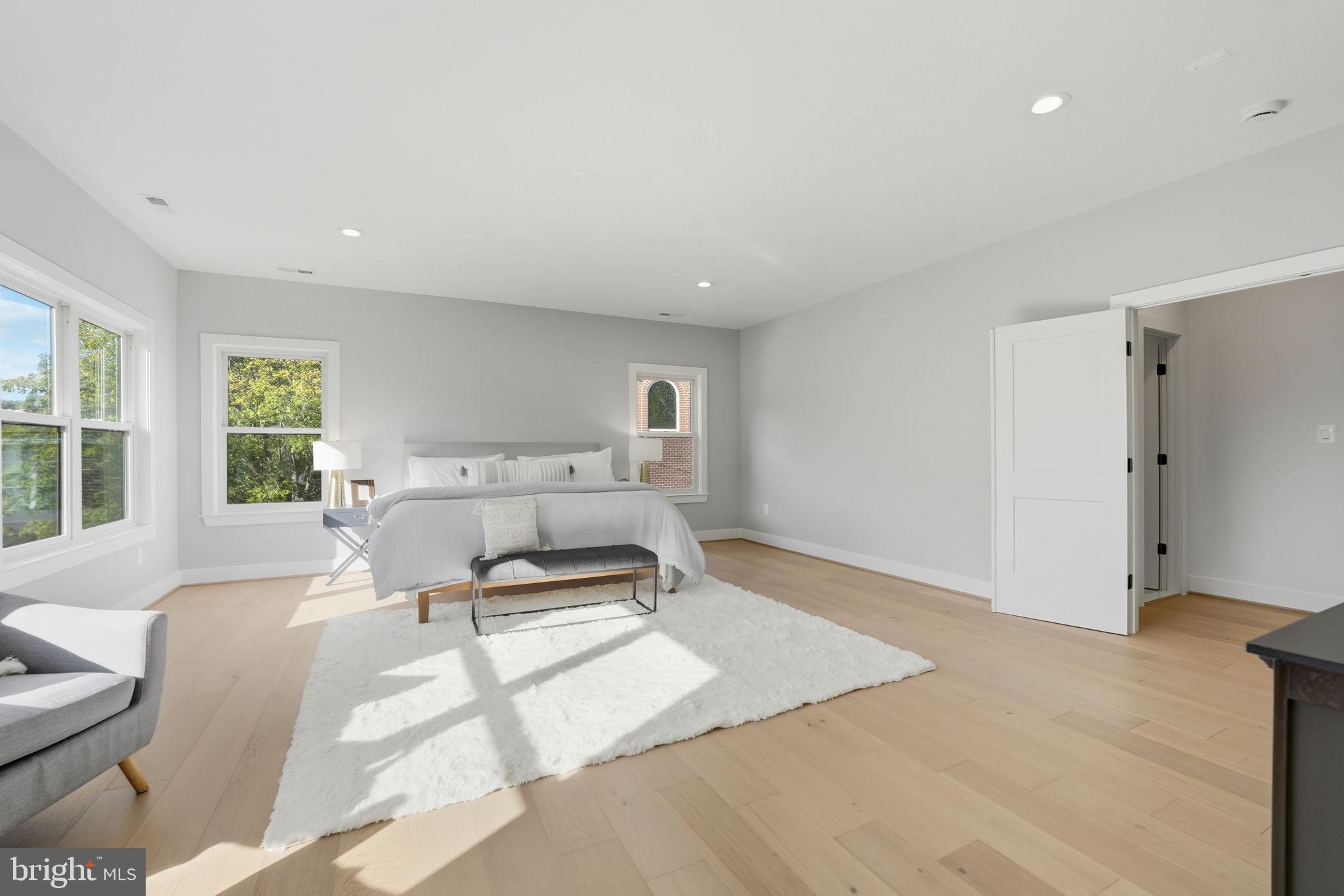 ANNALEE HEIGHTS - Residential