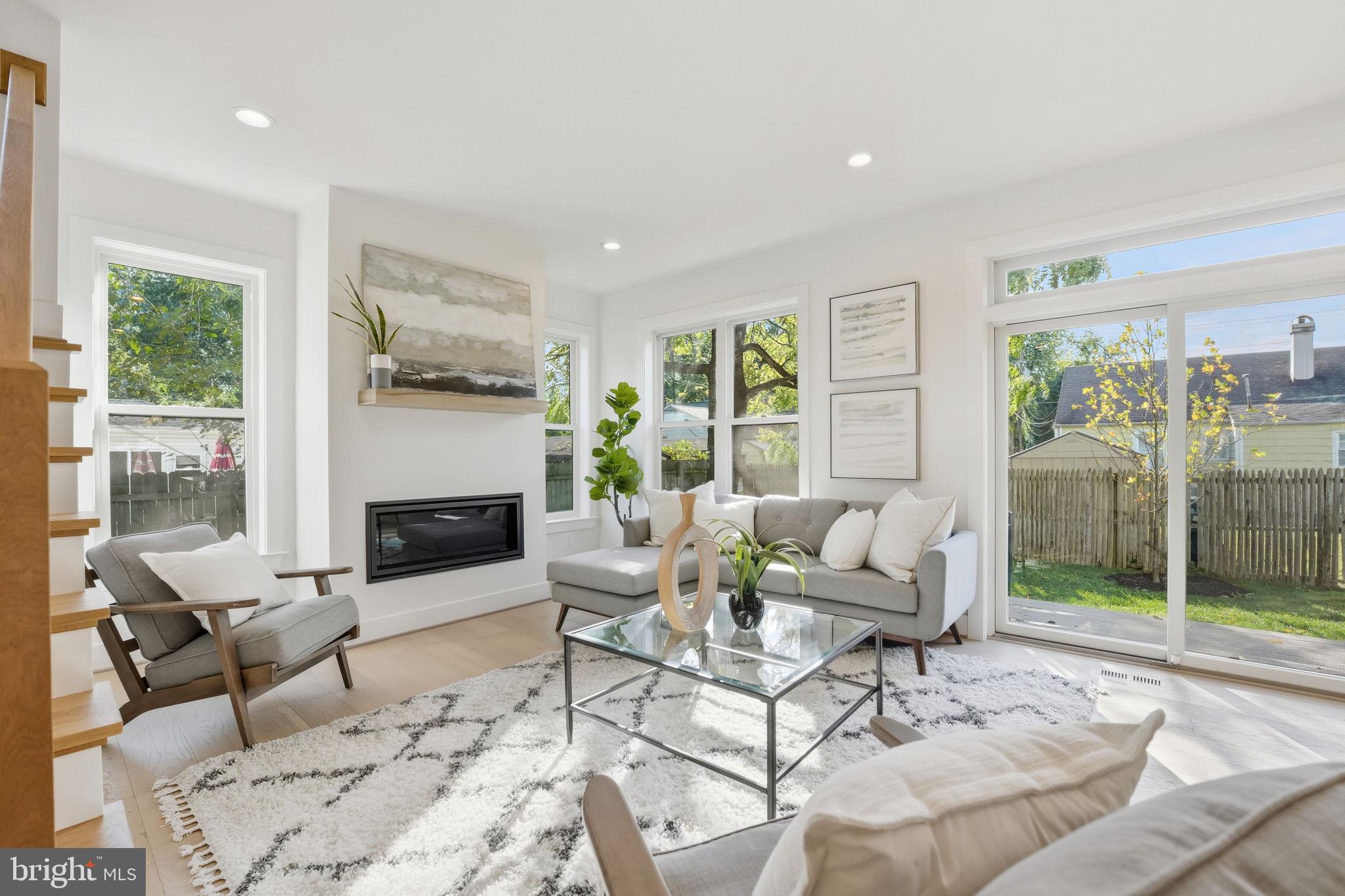 ANNALEE HEIGHTS - Residential