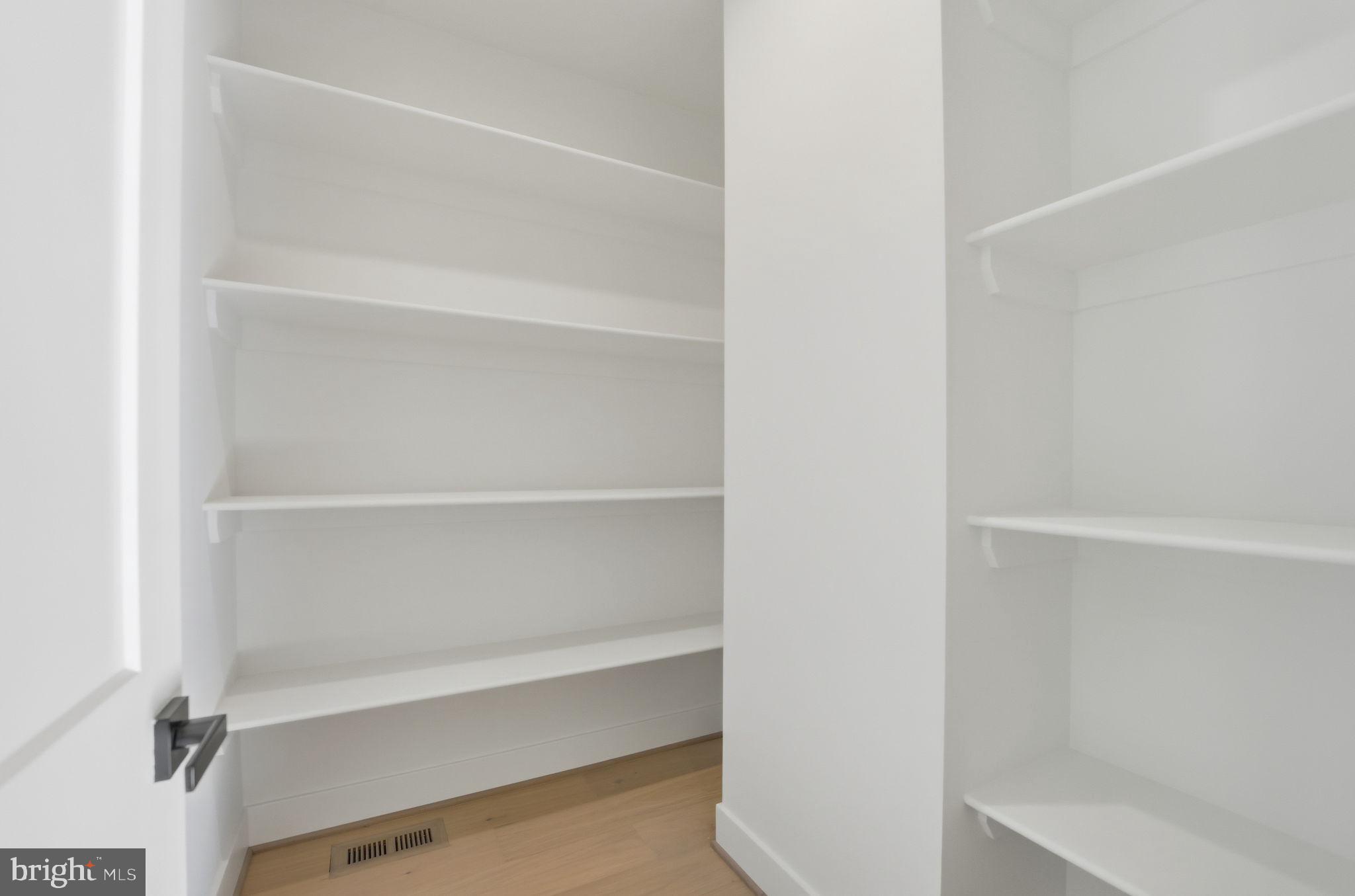 ANNALEE HEIGHTS - Residential