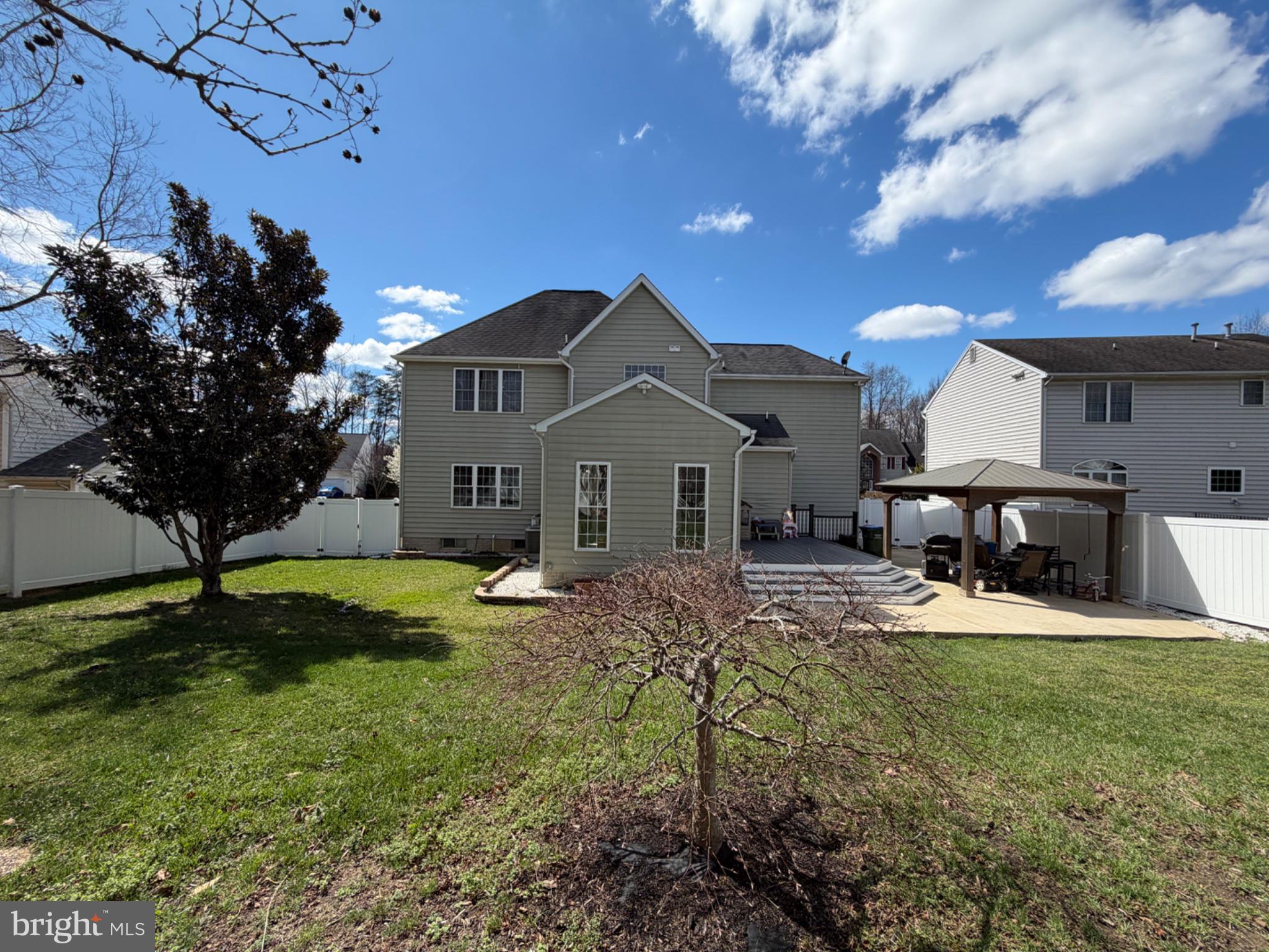 SALEM FIELDS - Residential