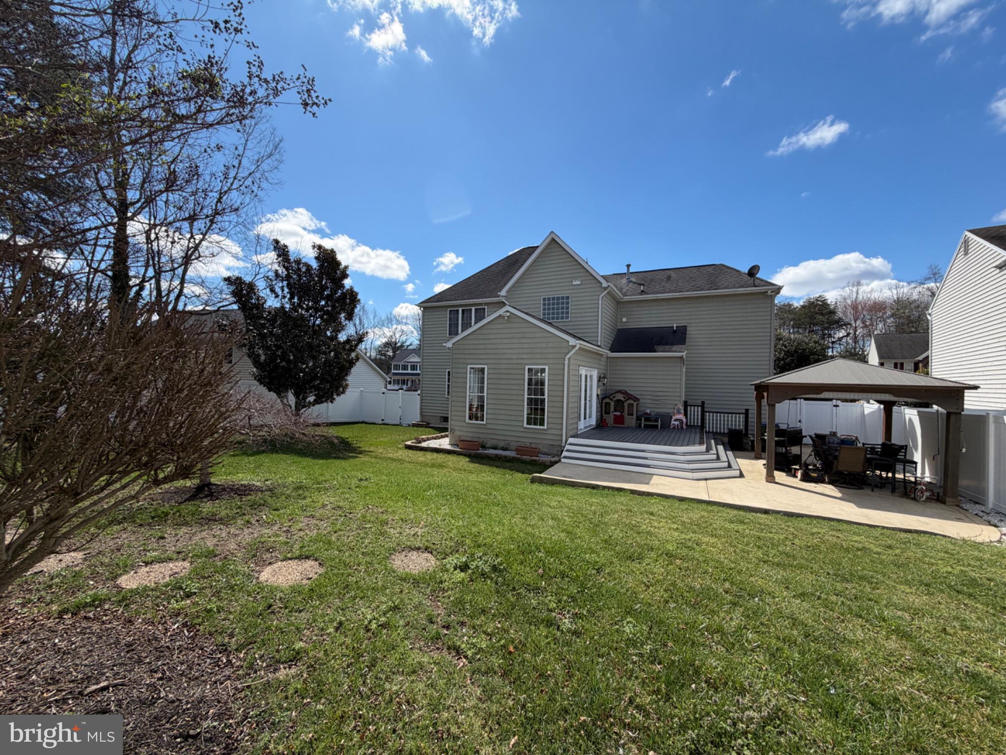 SALEM FIELDS - Residential