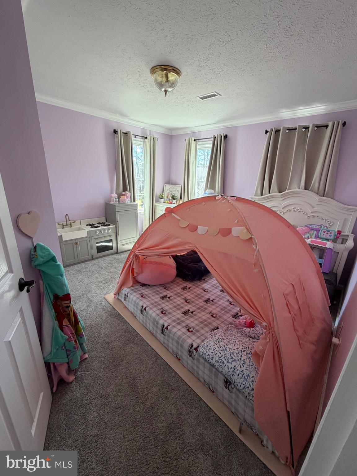 SALEM FIELDS - Residential