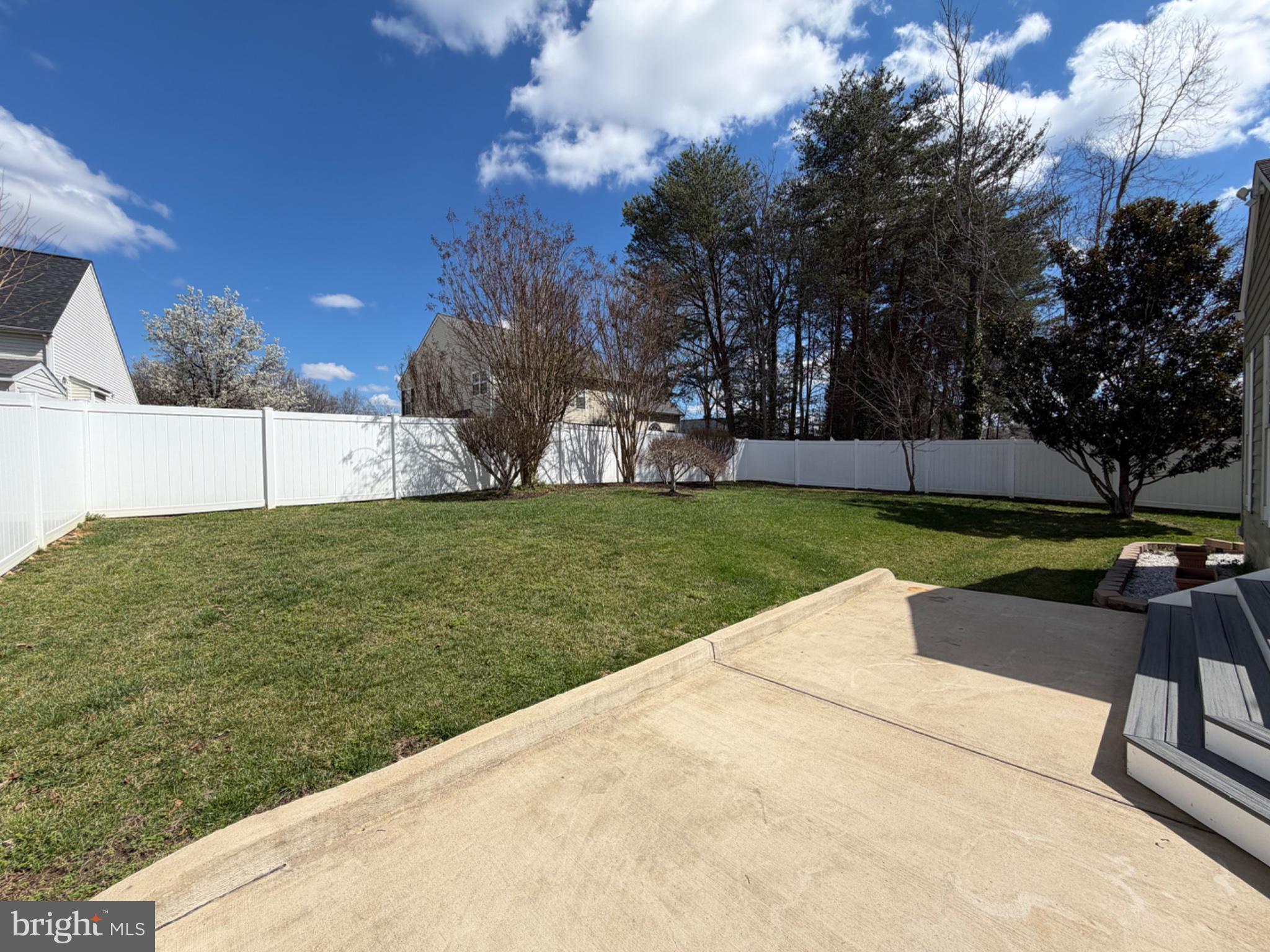 SALEM FIELDS - Residential