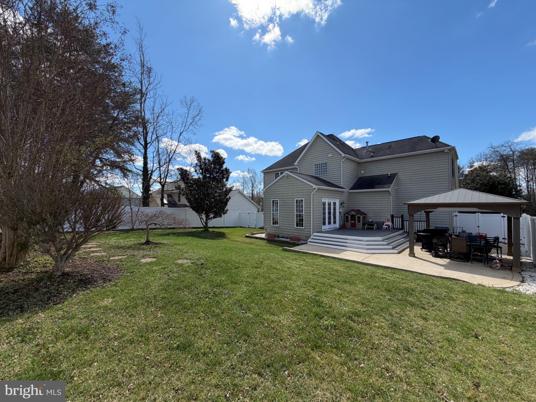 SALEM FIELDS - Residential