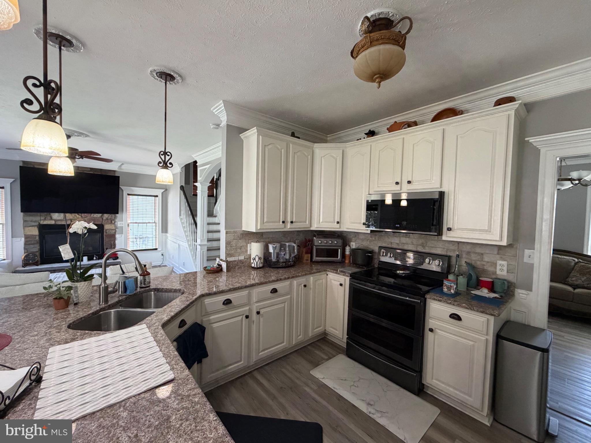 SALEM FIELDS - Residential