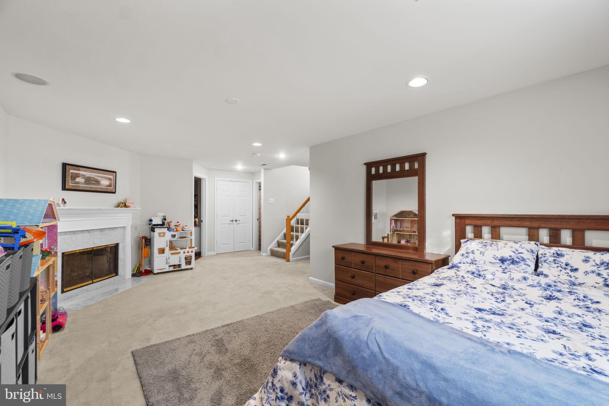 CHAPEL GATE - Residential