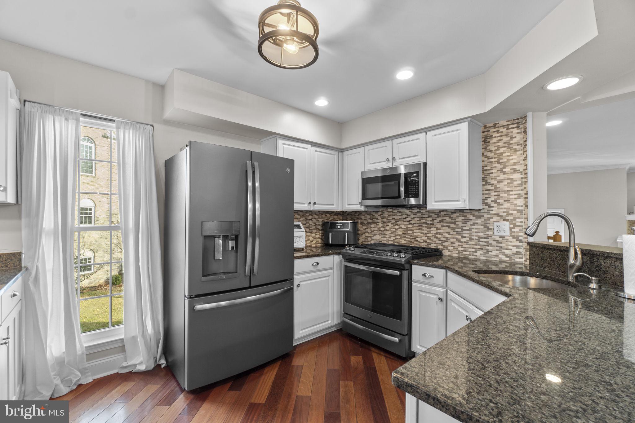 CHAPEL GATE - Residential