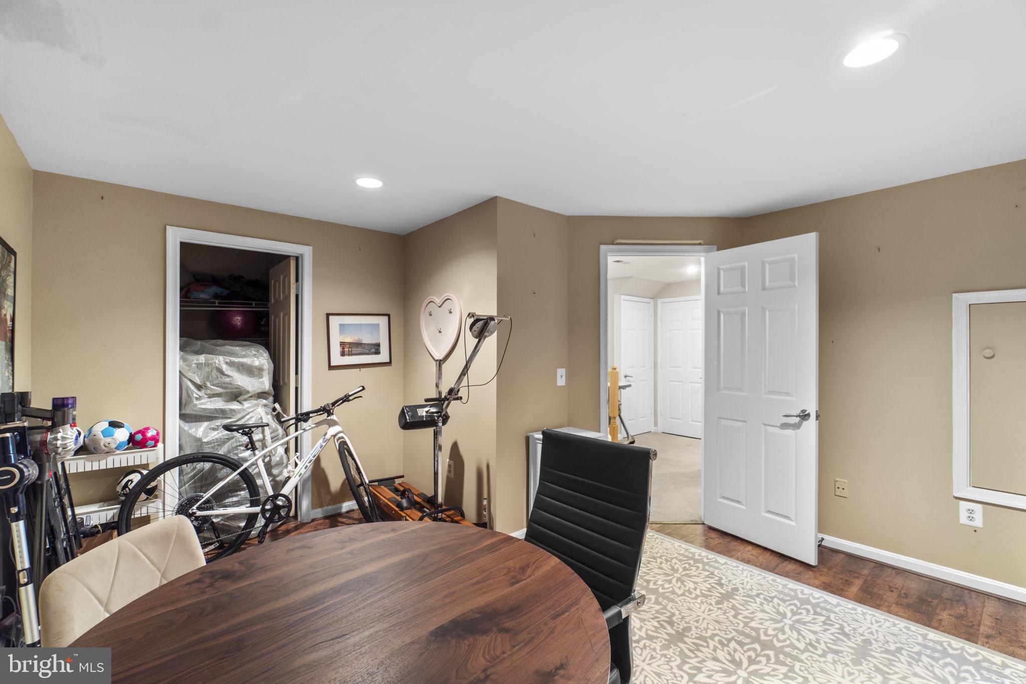 CHAPEL GATE - Residential