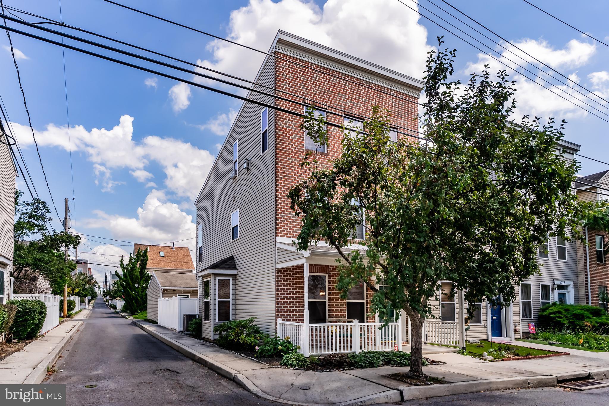 1721 LOGAN STREET