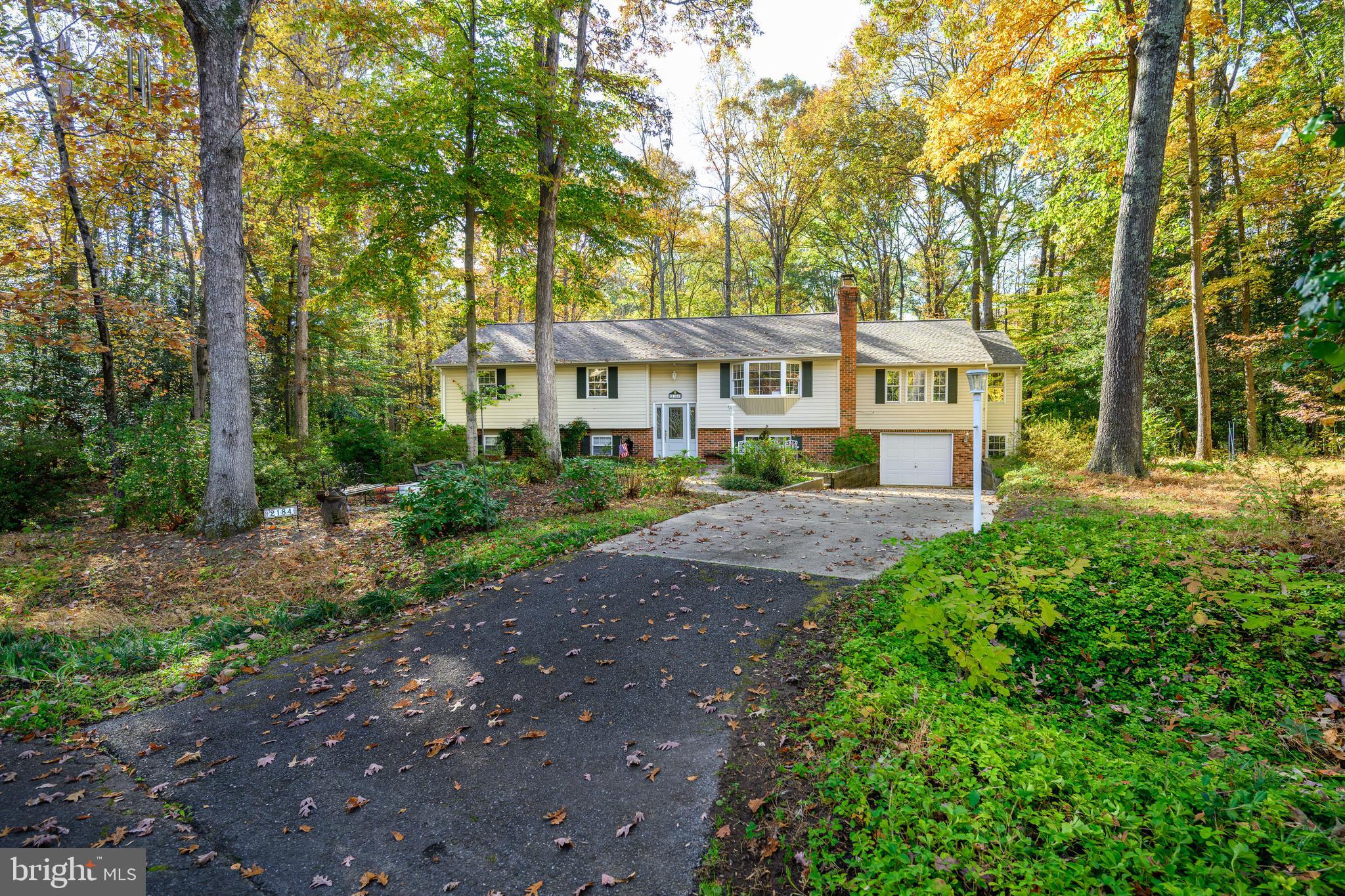 HALLMARK WOODS - Residential