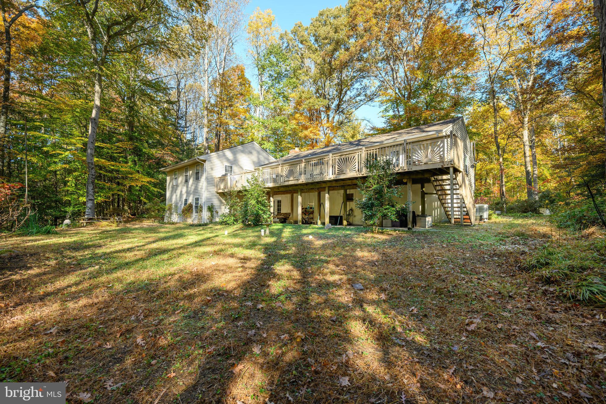 HALLMARK WOODS - Residential