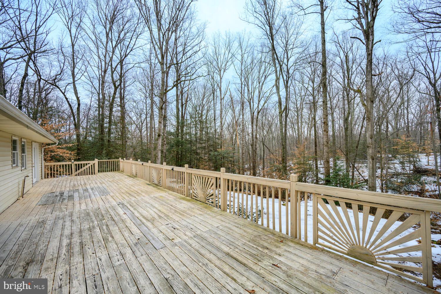 HALLMARK WOODS - Residential