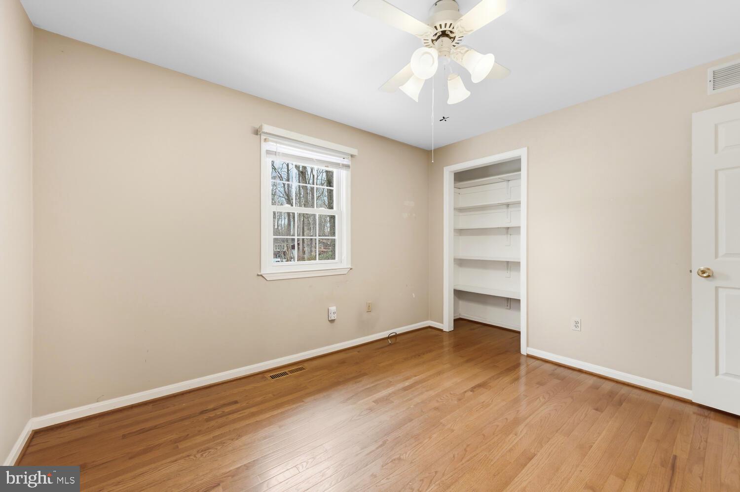 HALLMARK WOODS - Residential