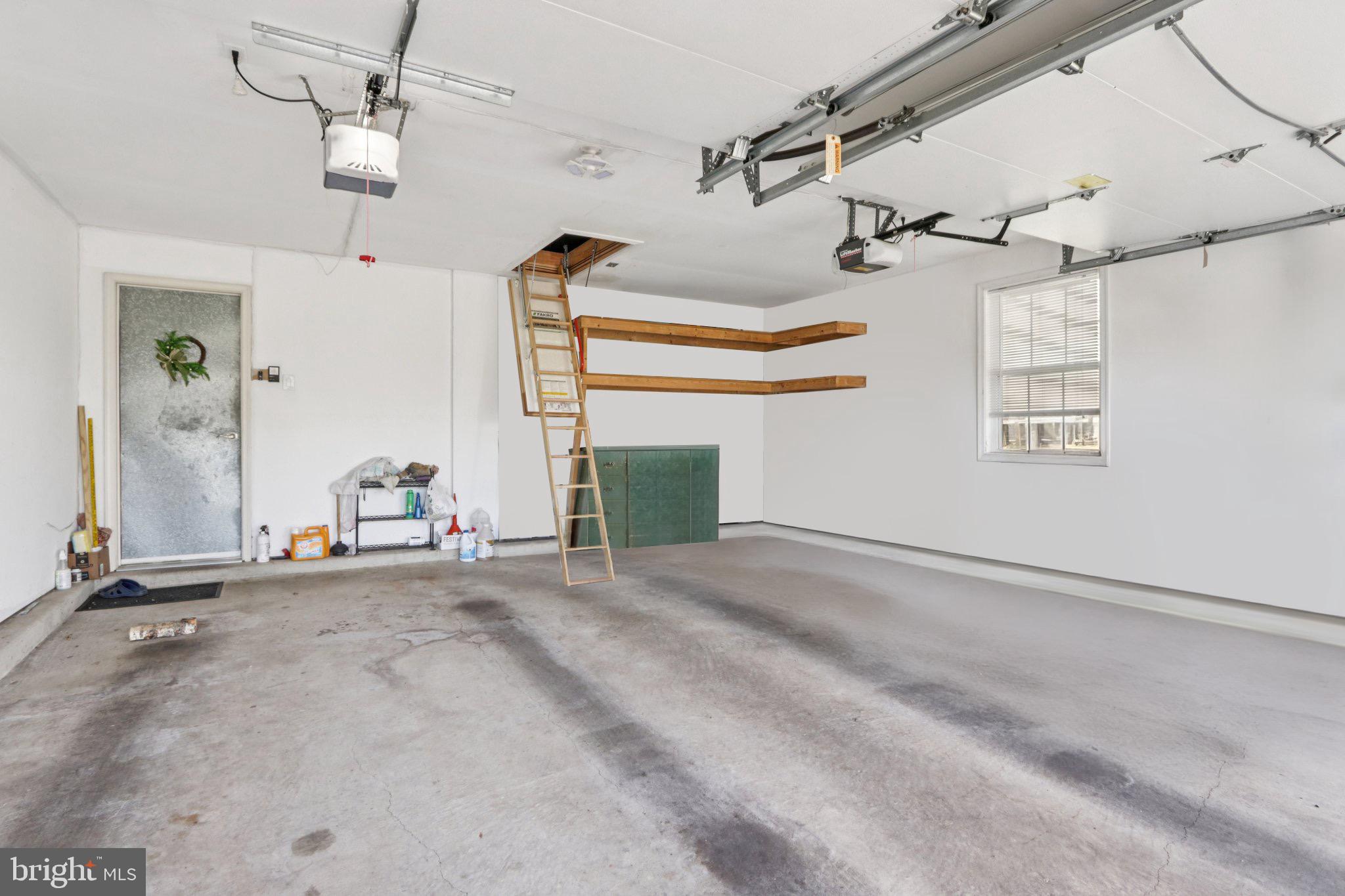 YARDLEY HUNT - Residential