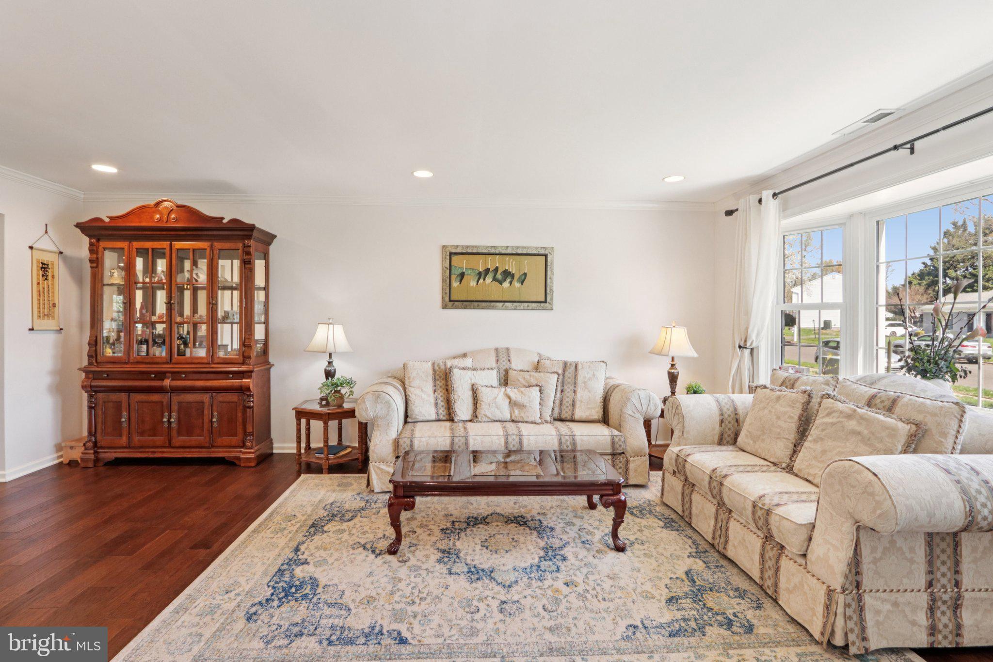 YARDLEY HUNT - Residential