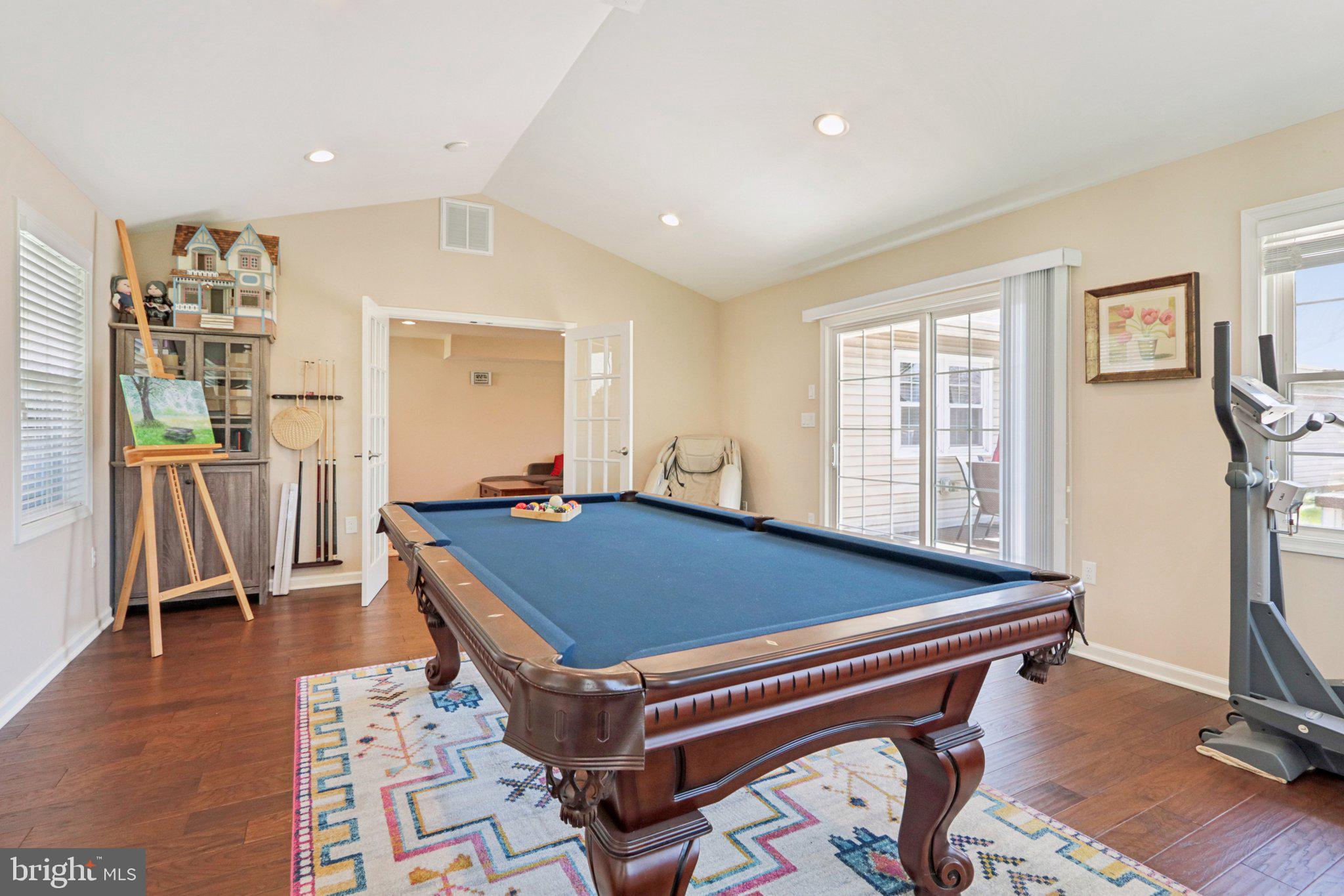 YARDLEY HUNT - Residential