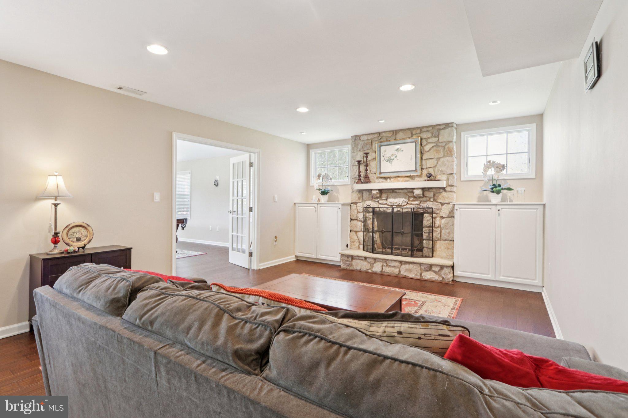 YARDLEY HUNT - Residential