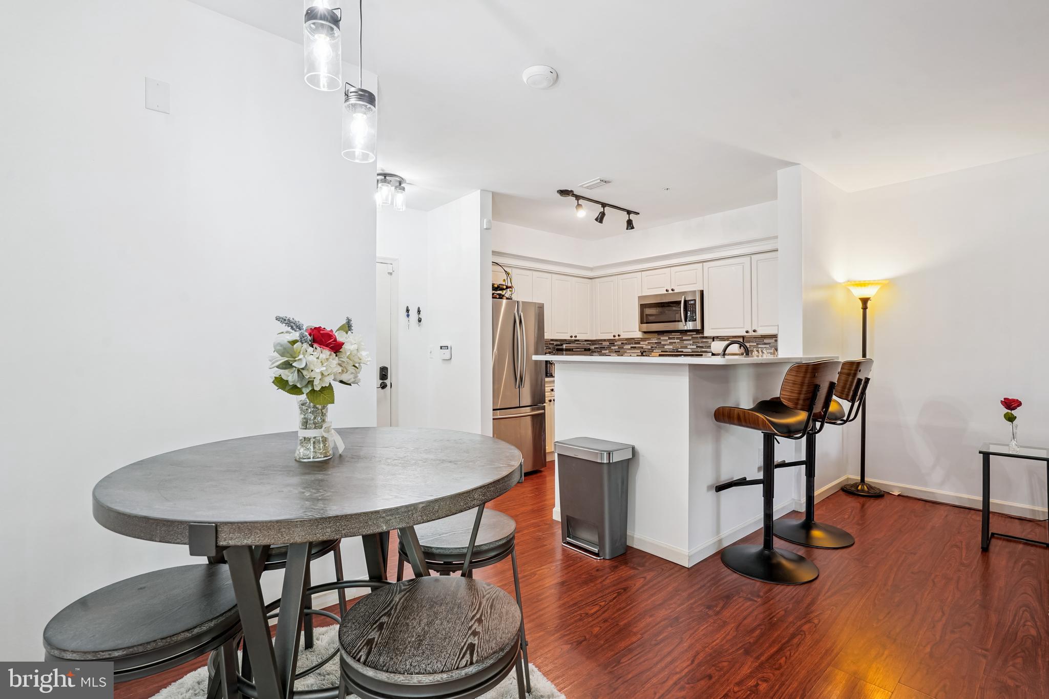 WORLDGATE CONDO - Residential