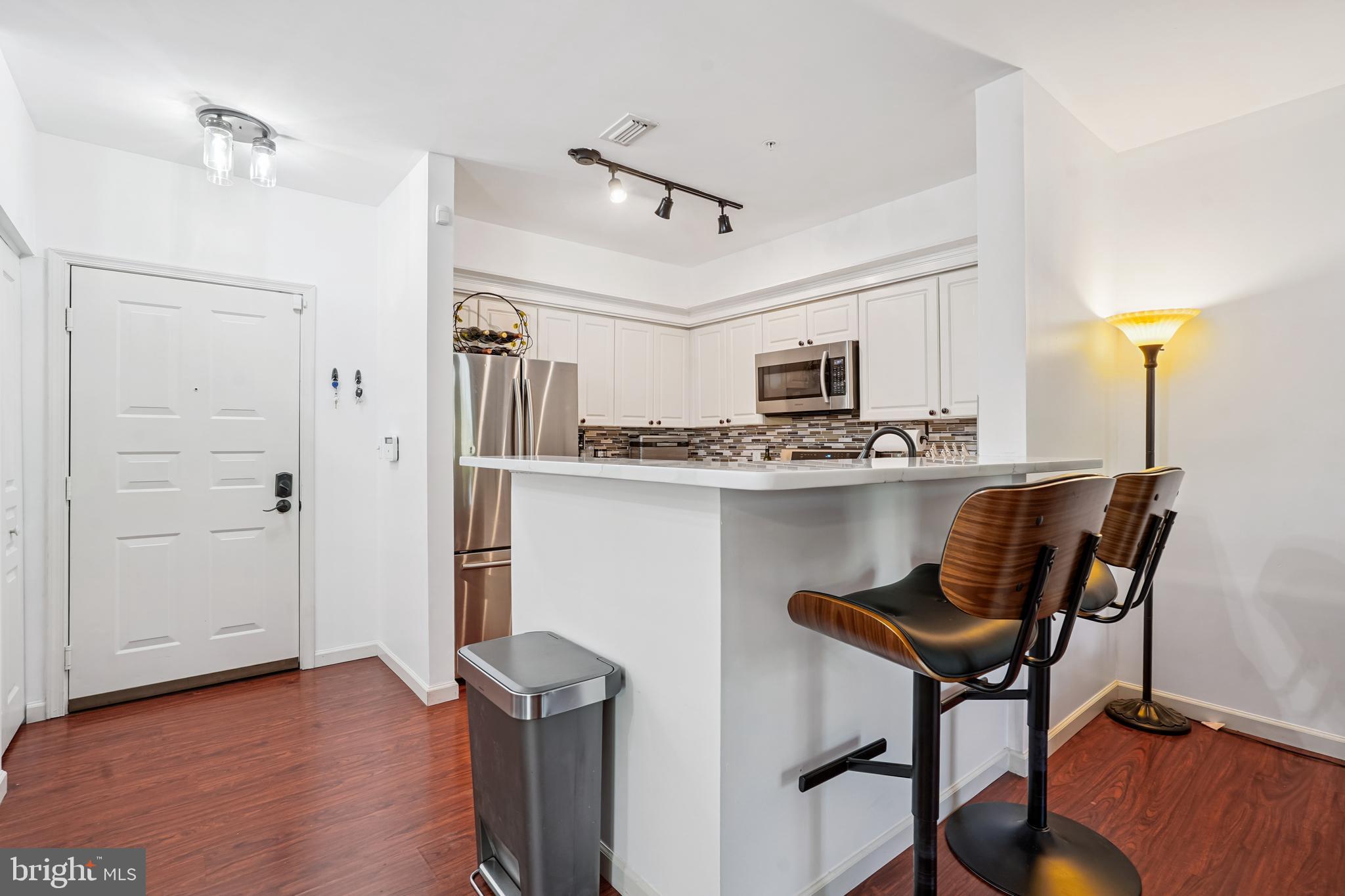 WORLDGATE CONDO - Residential