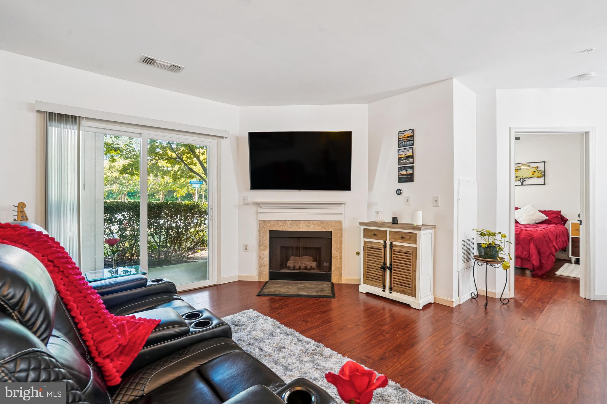 WORLDGATE CONDO - Residential