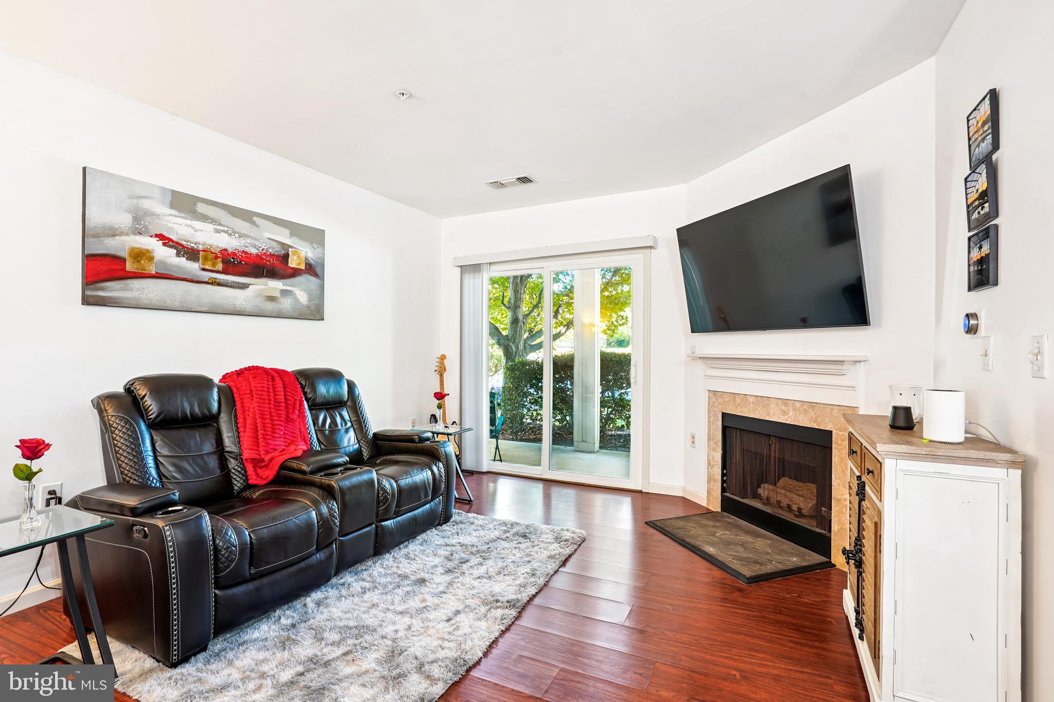 WORLDGATE CONDO - Residential