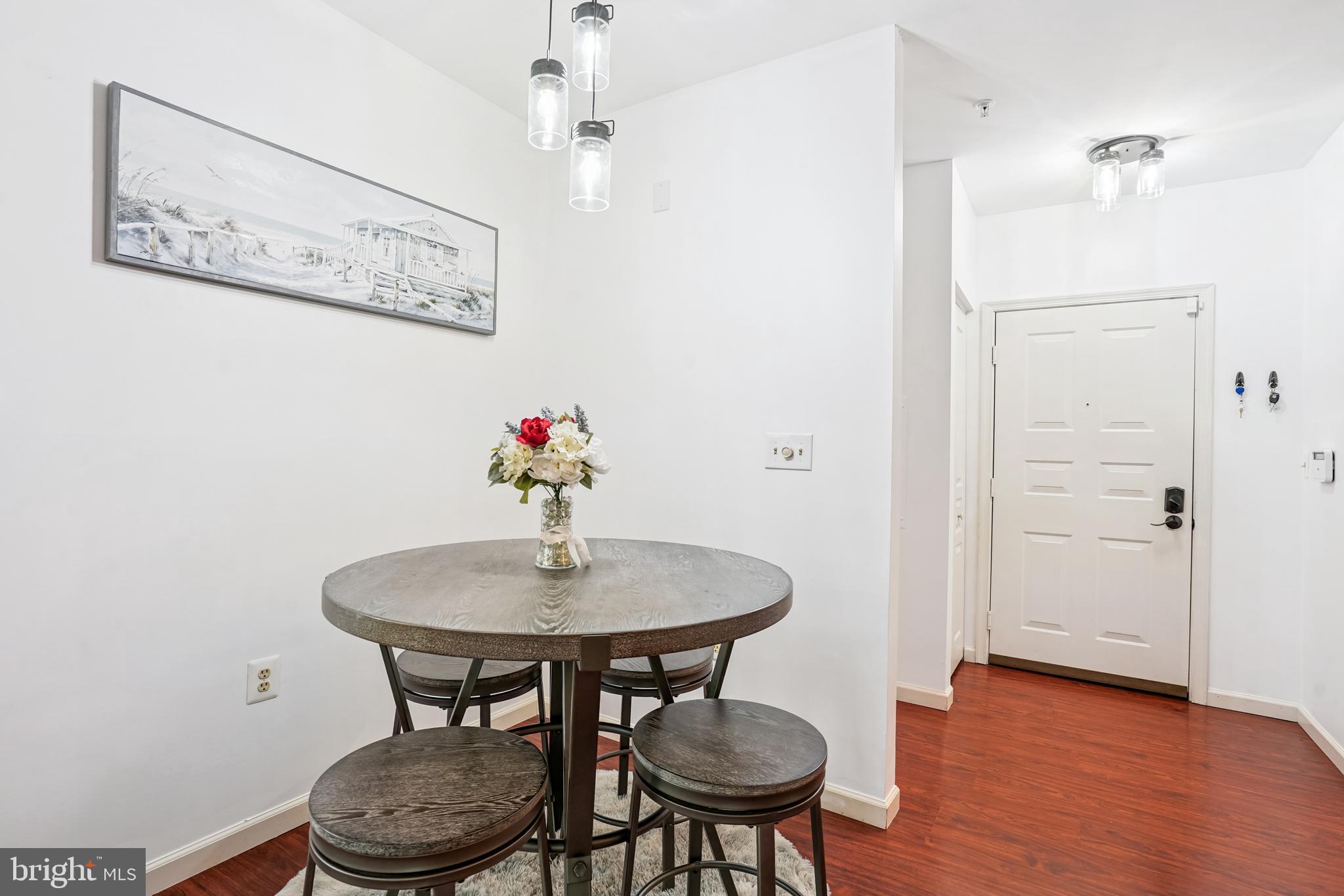 WORLDGATE CONDO - Residential