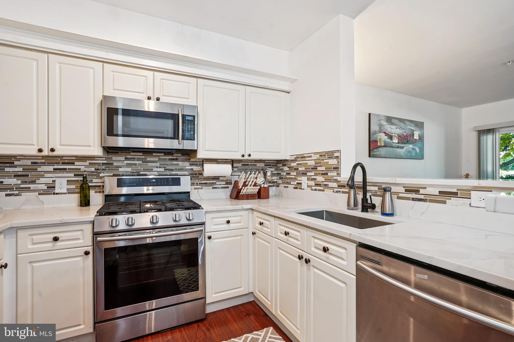 WORLDGATE CONDO - Residential