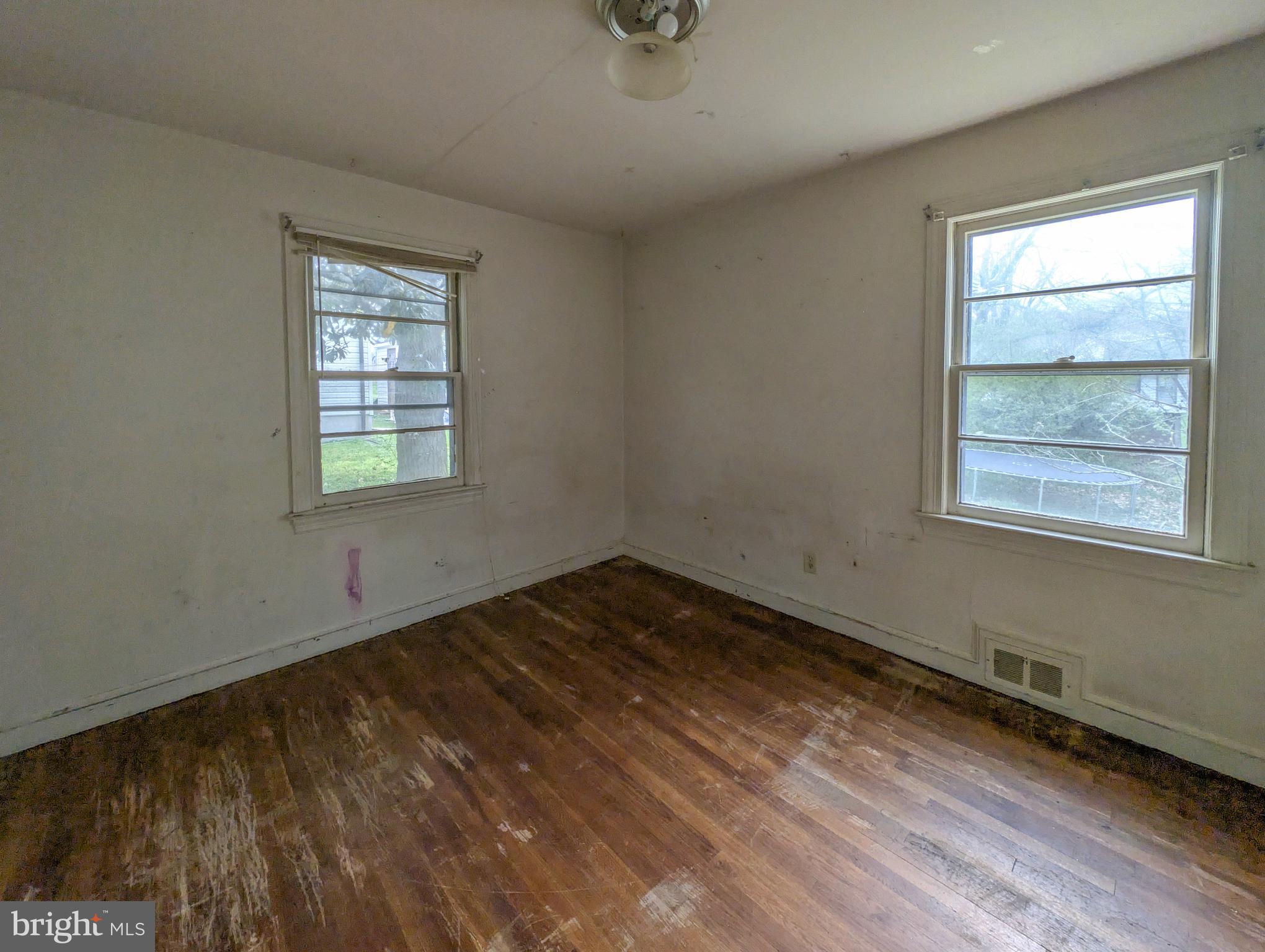 GRANDVIEW - Residential