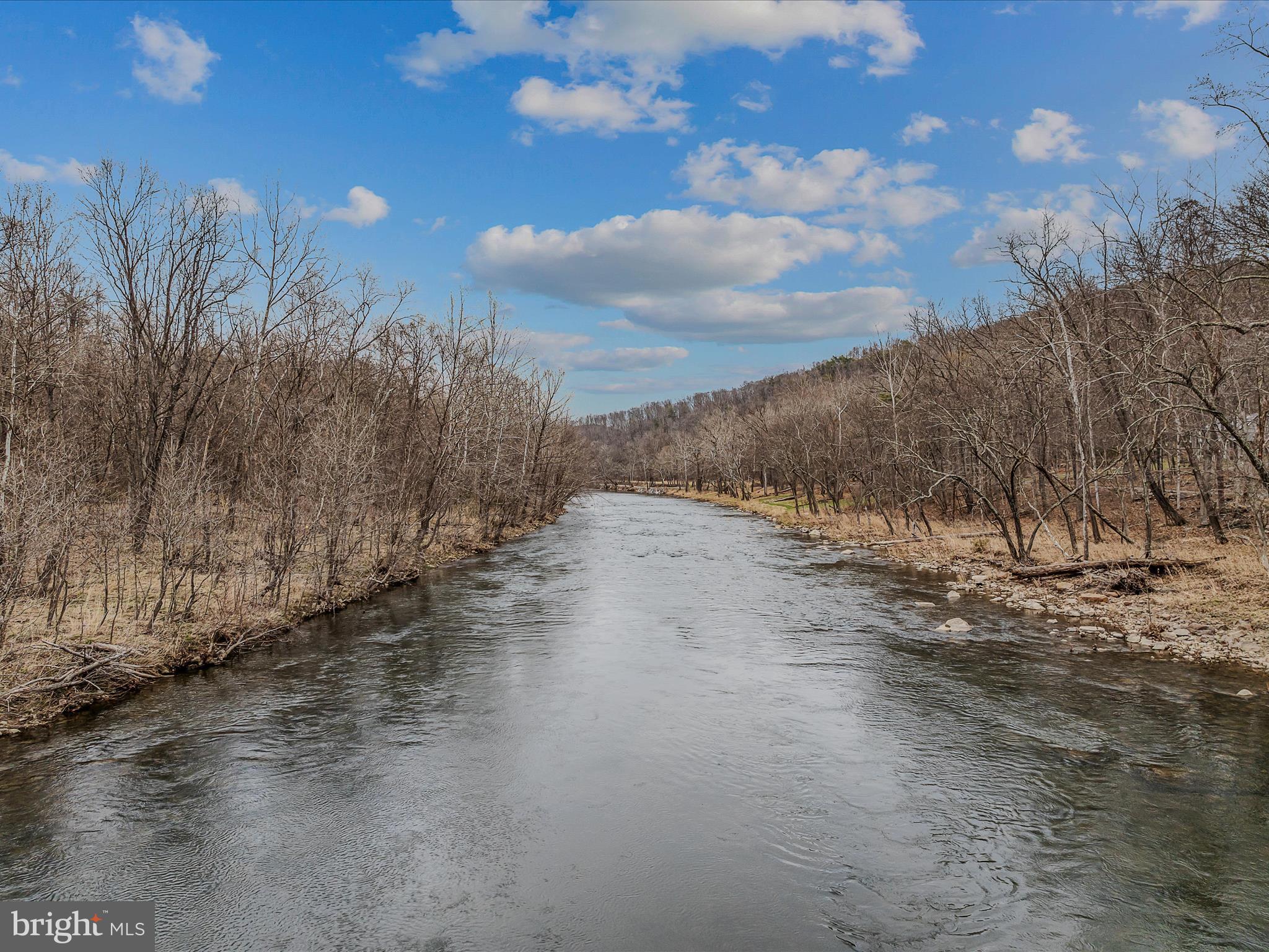 ROUSE MOUNTAIN - Residential
