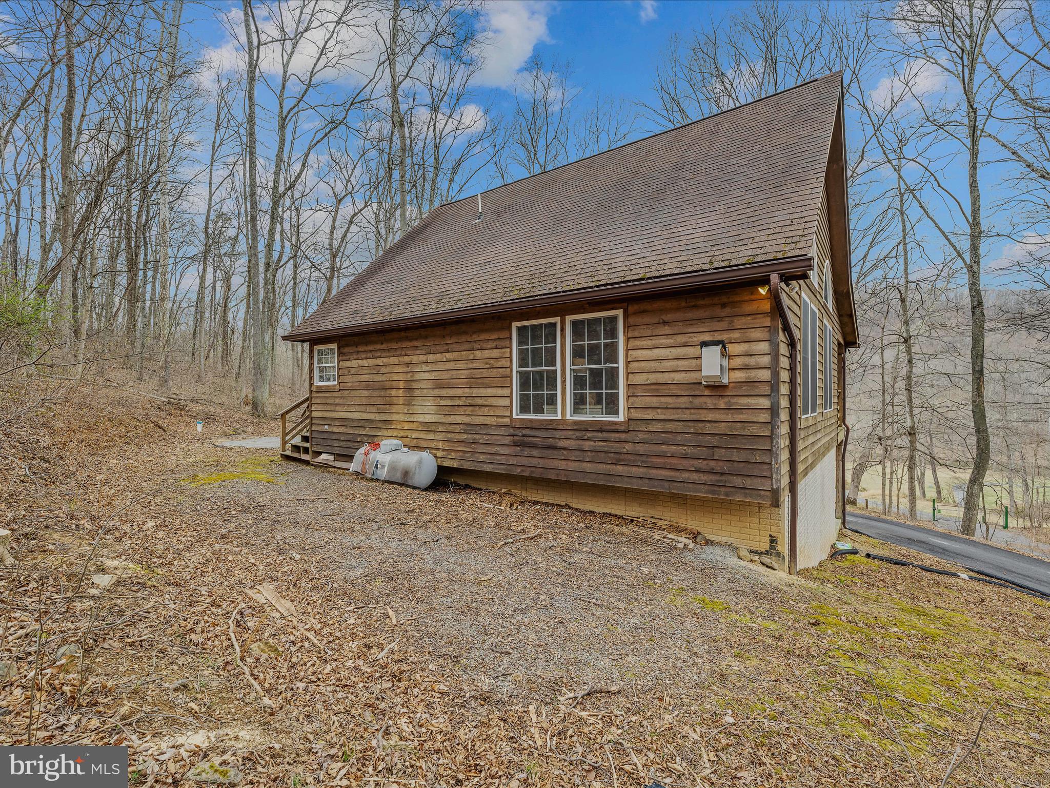 ROUSE MOUNTAIN - Residential