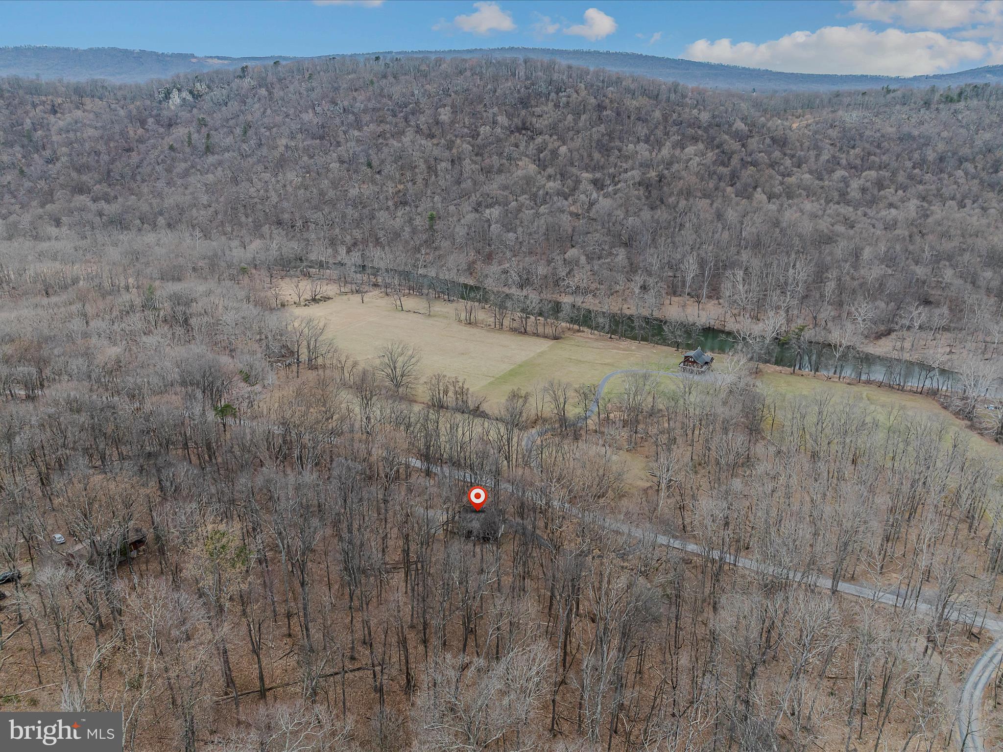 ROUSE MOUNTAIN - Residential