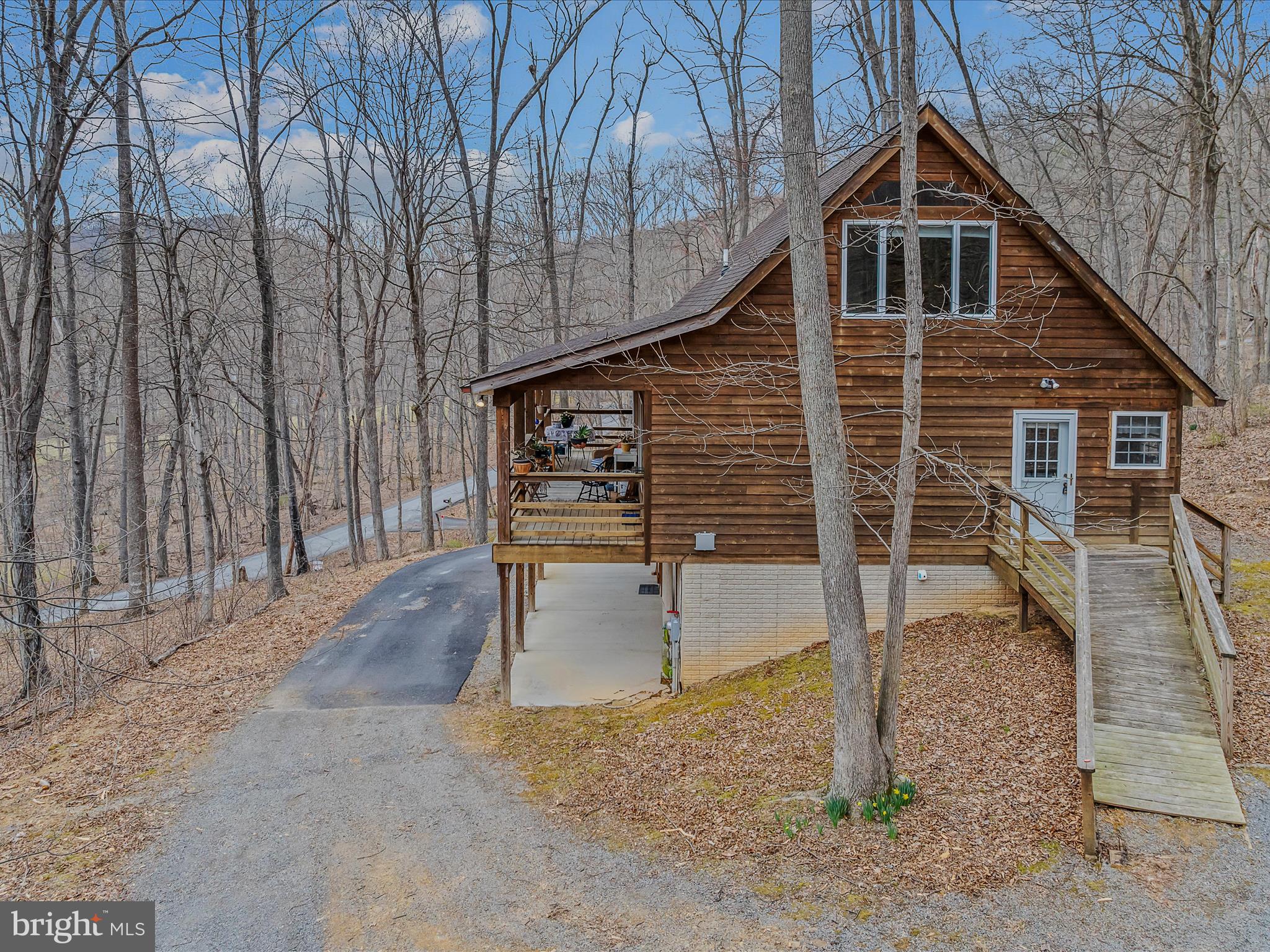 4345 ROCKFORD ROAD