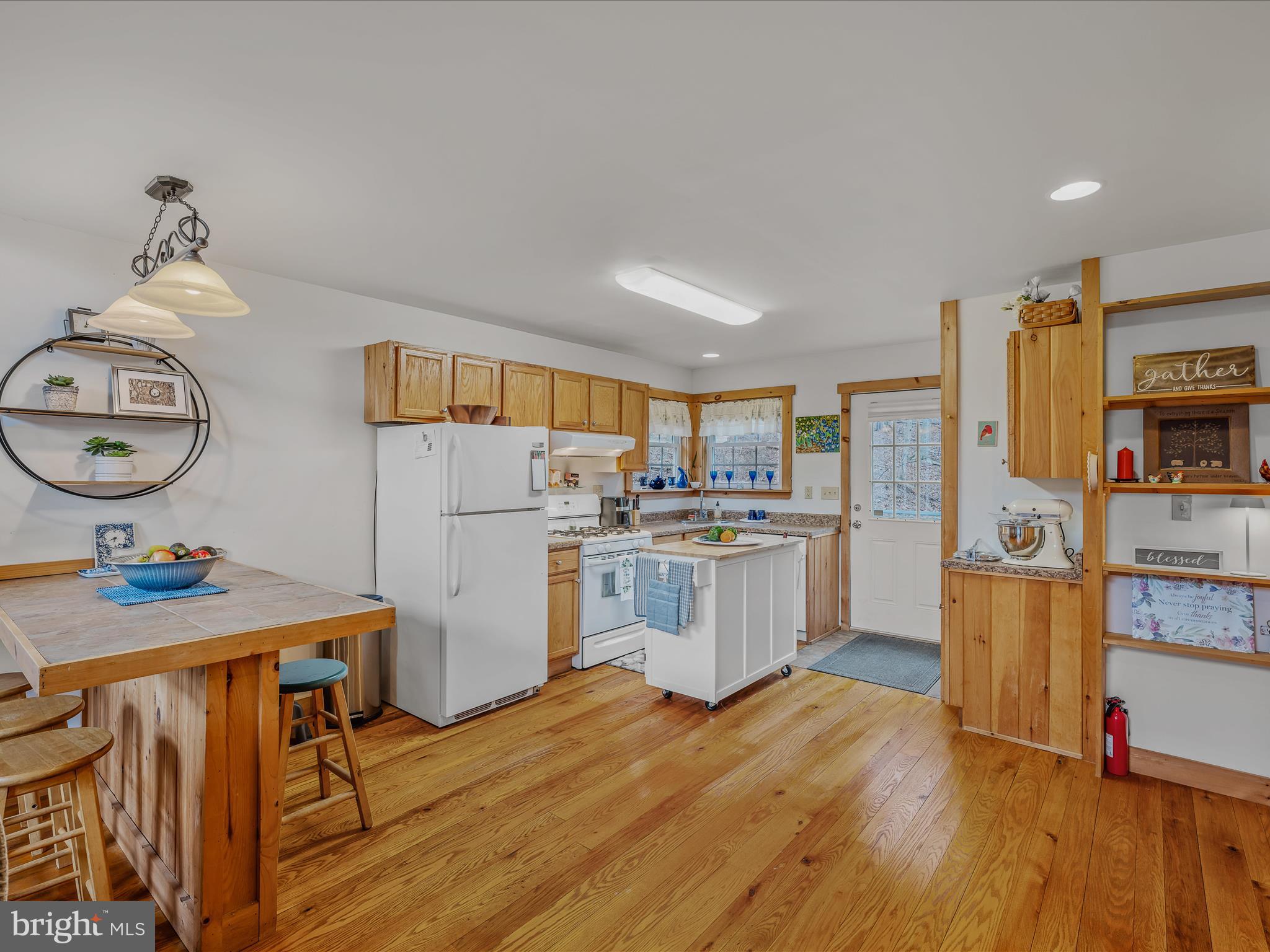 ROUSE MOUNTAIN - Residential