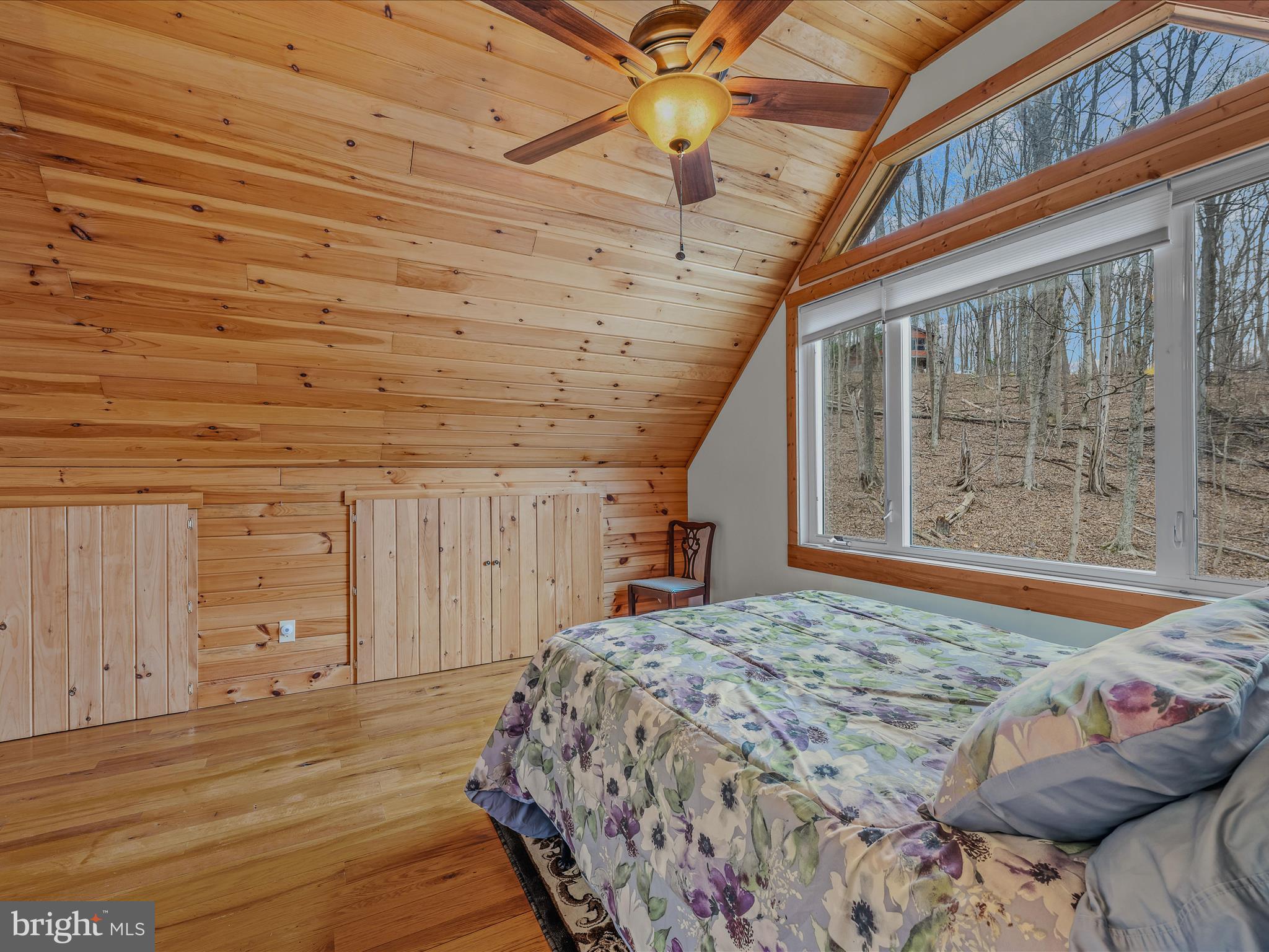 ROUSE MOUNTAIN - Residential