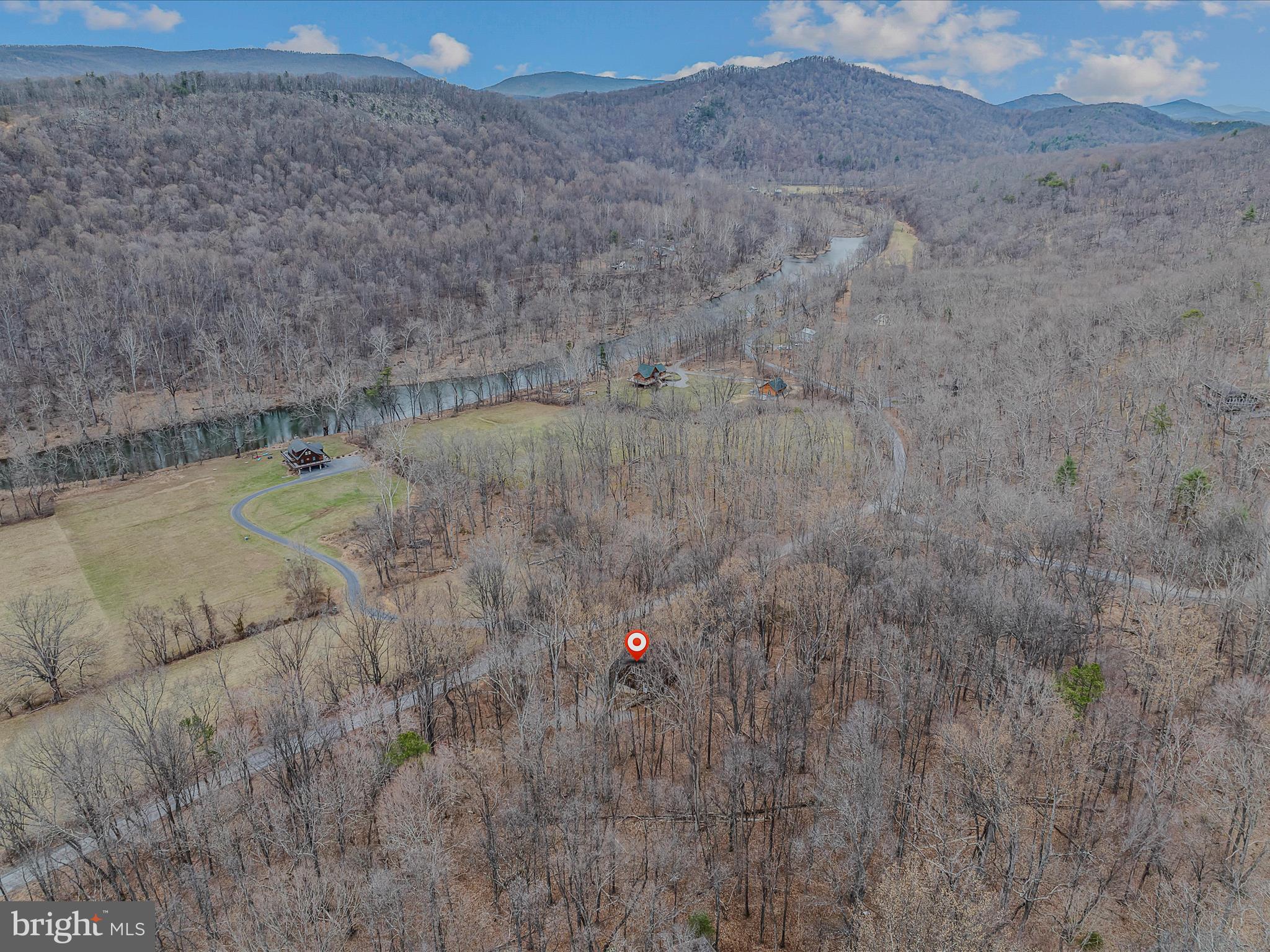 ROUSE MOUNTAIN - Residential