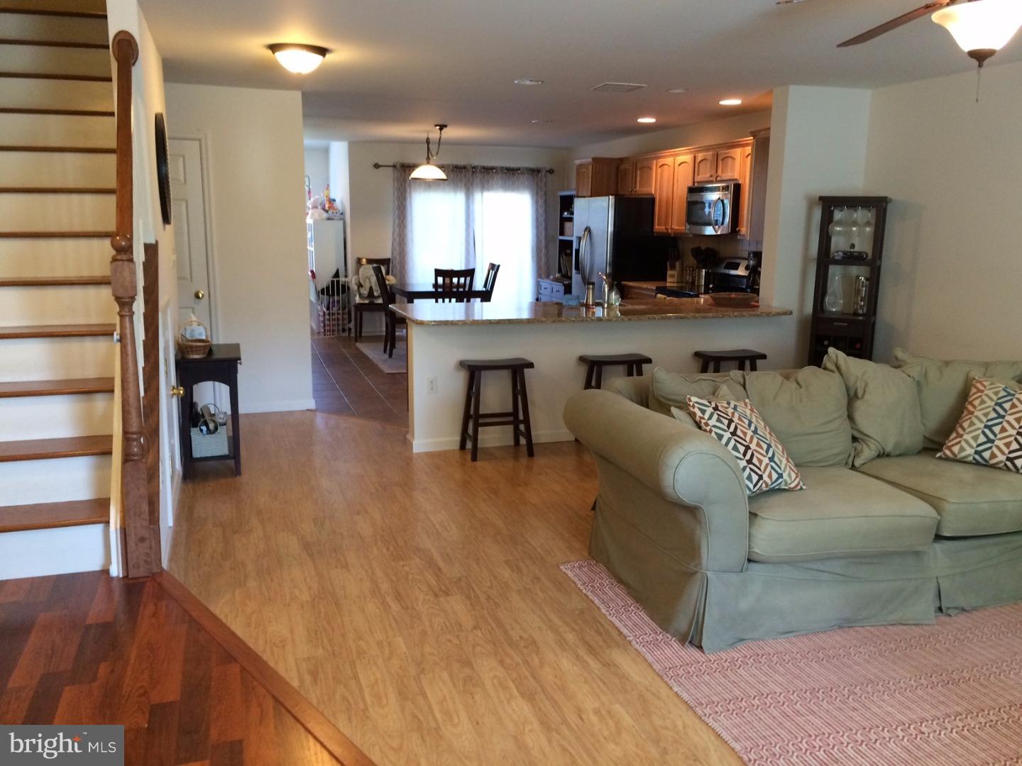 BRADFORD SQUARE - Residential Lease