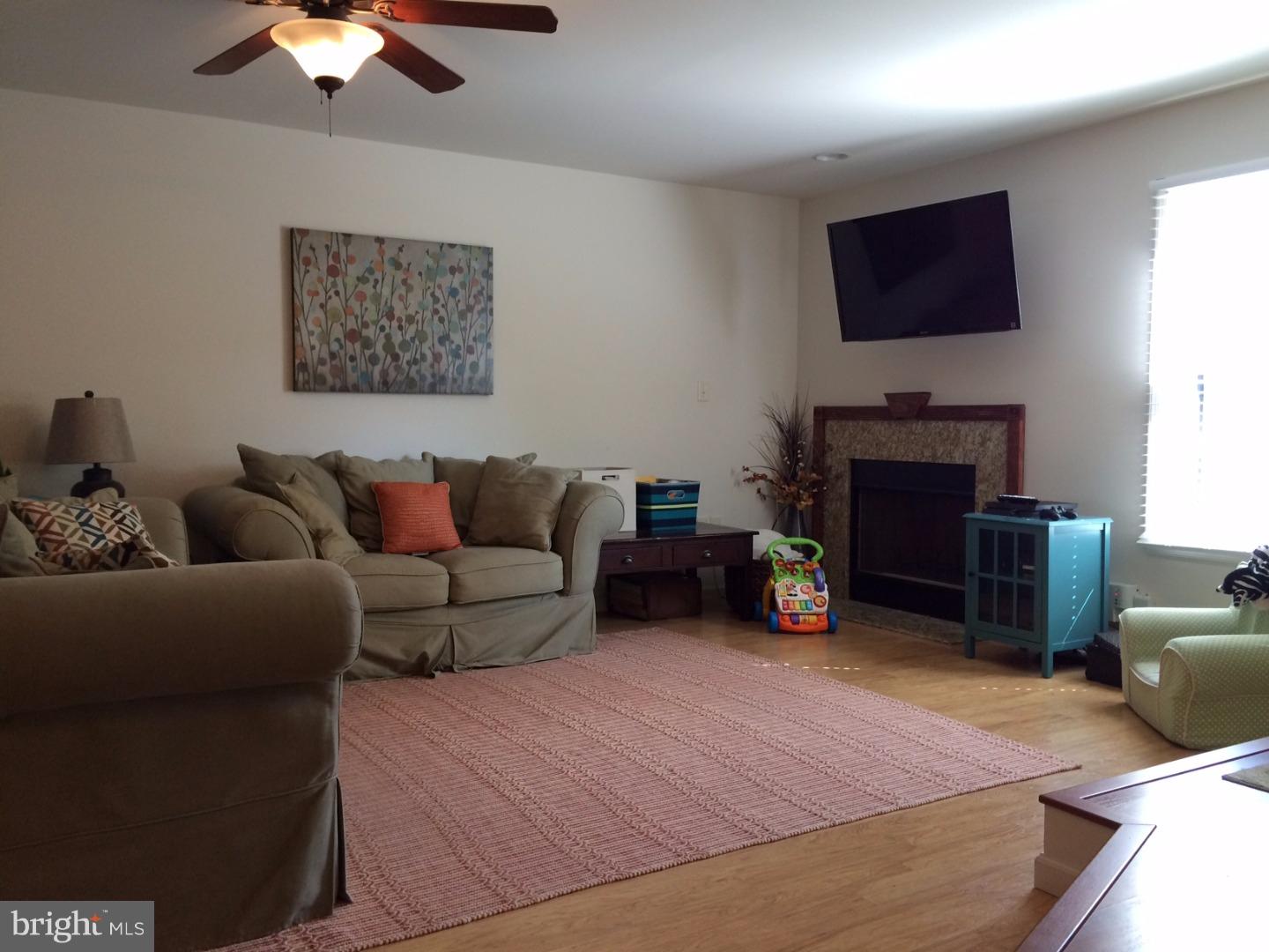 BRADFORD SQUARE - Residential Lease