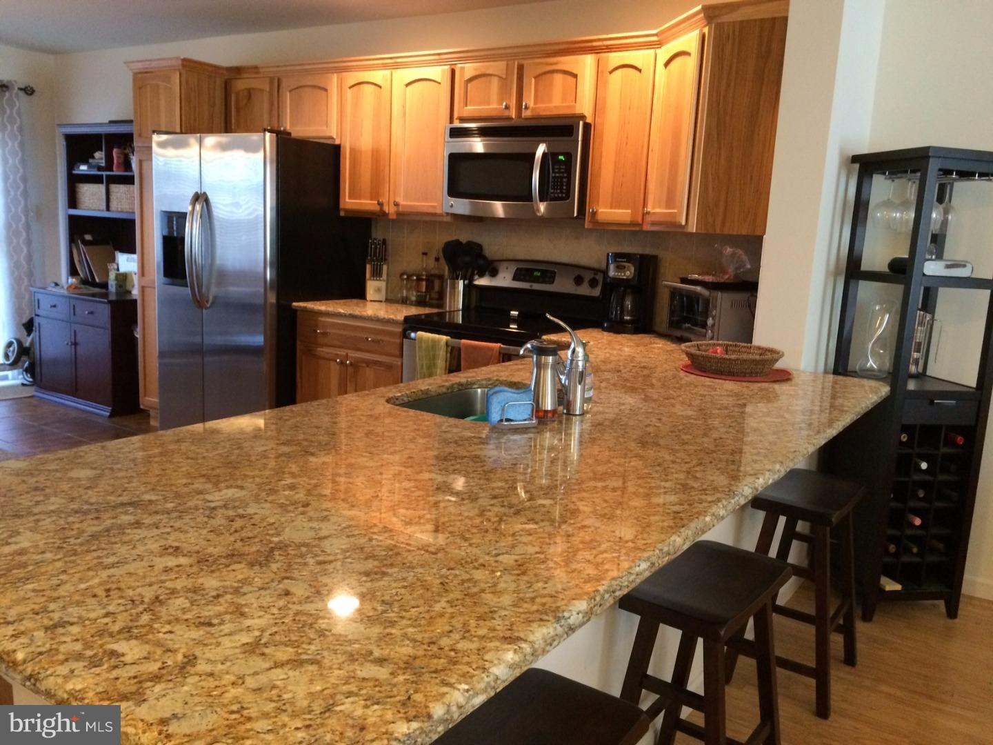 BRADFORD SQUARE - Residential Lease