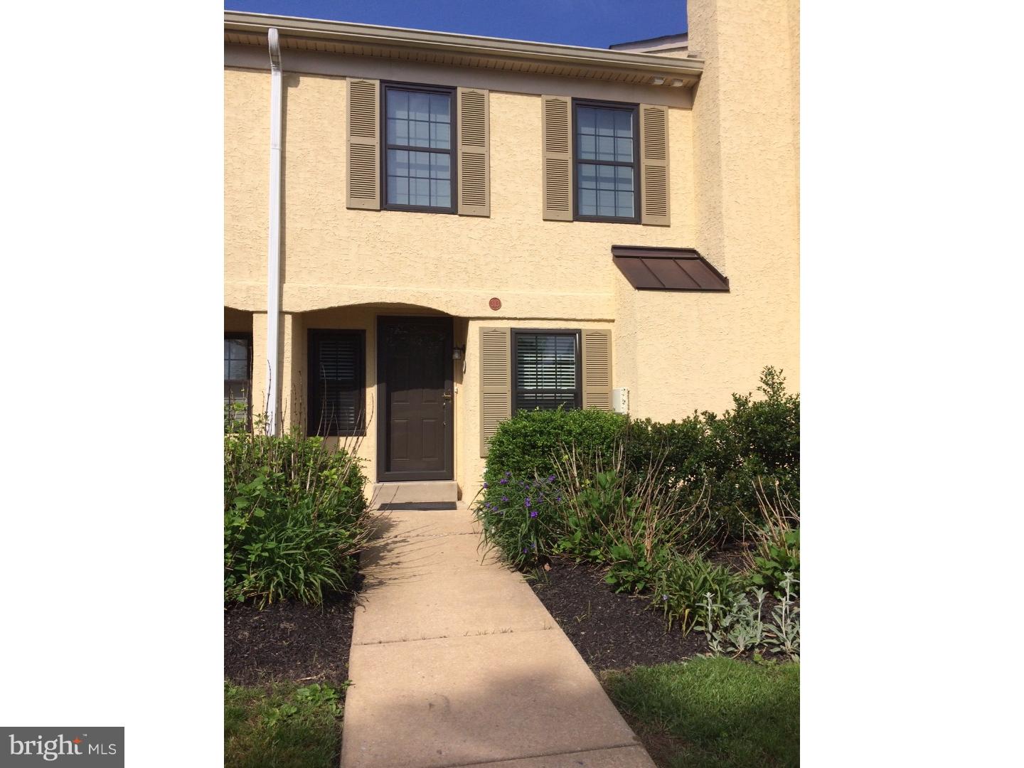 BRADFORD SQUARE - Residential Lease