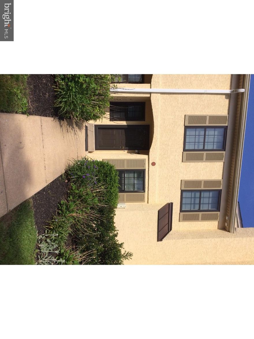 Wonderful newly renovated Townhome in East Bradford Township.  3 Bedrooms, 2 Baths on the second floor, the third floor loft has another bath but is not zoned for use as a bedroom, but it would make a great office craft or playroom. Washer & dryer on 2nd floor, brand new kitchen with stainless steel applicances, granite counter tops and a breakfast nook.  Plenty of parking in rear of building.  Everything is brand new, don't miss out on this one.