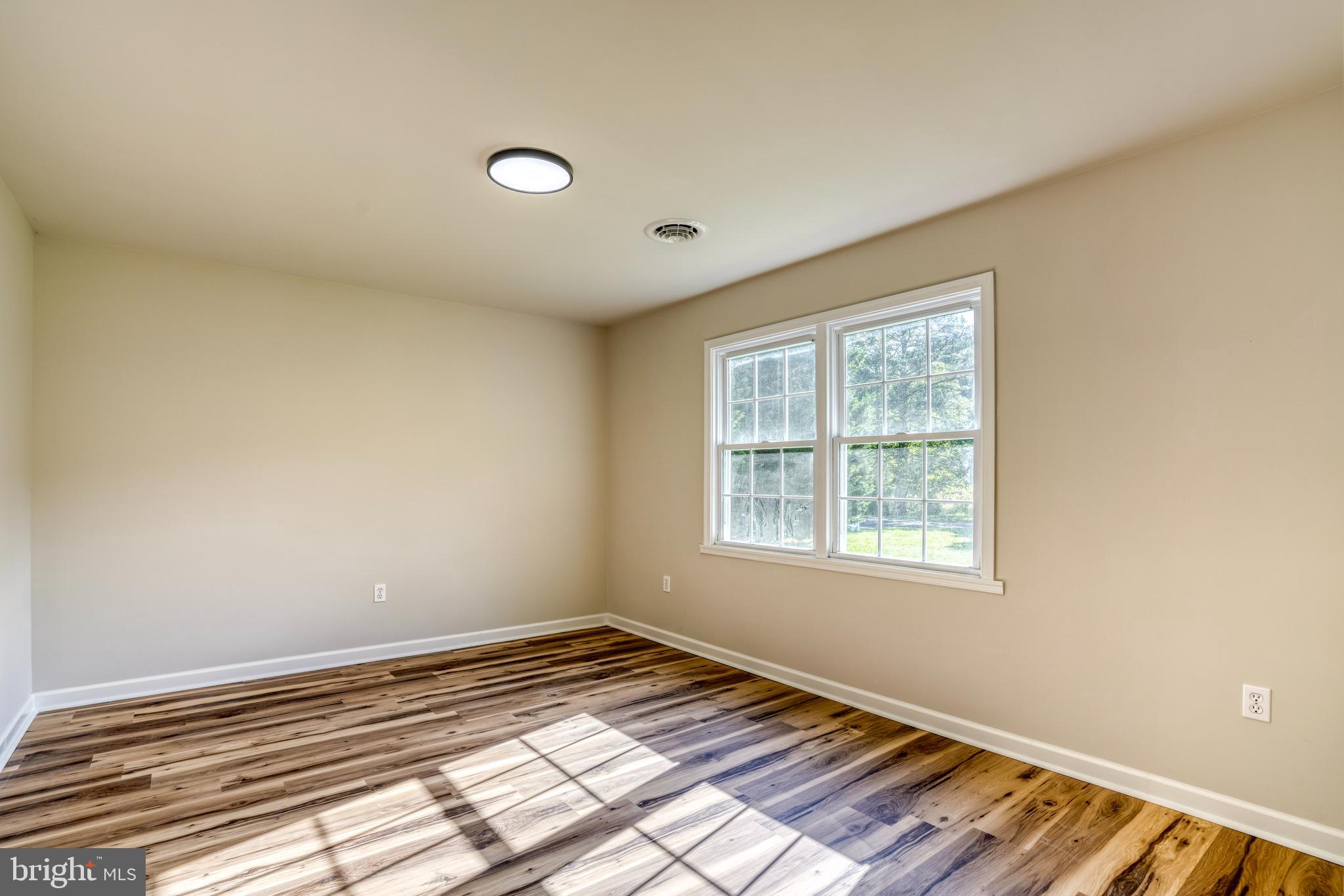 EASTON - Residential