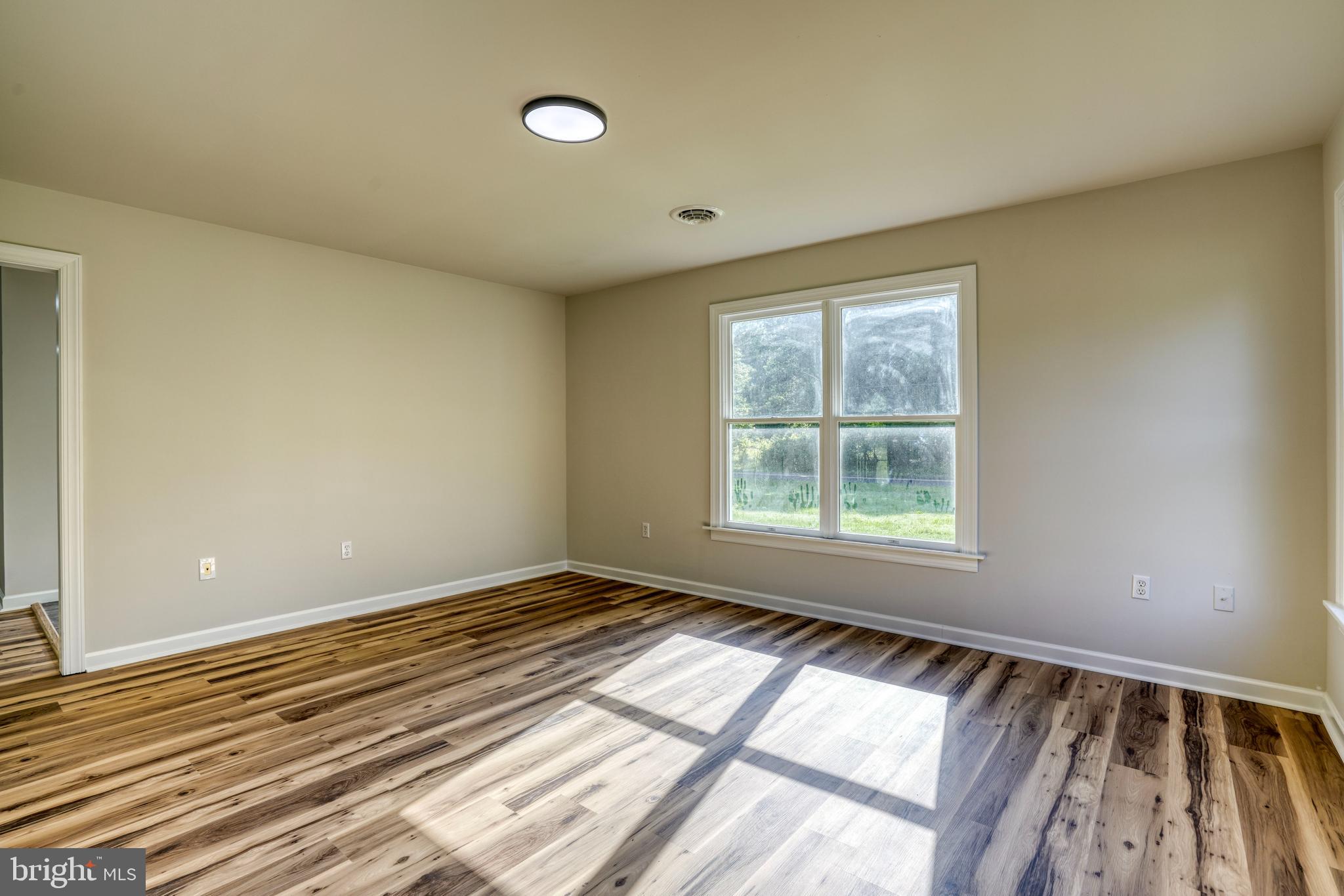 EASTON - Residential