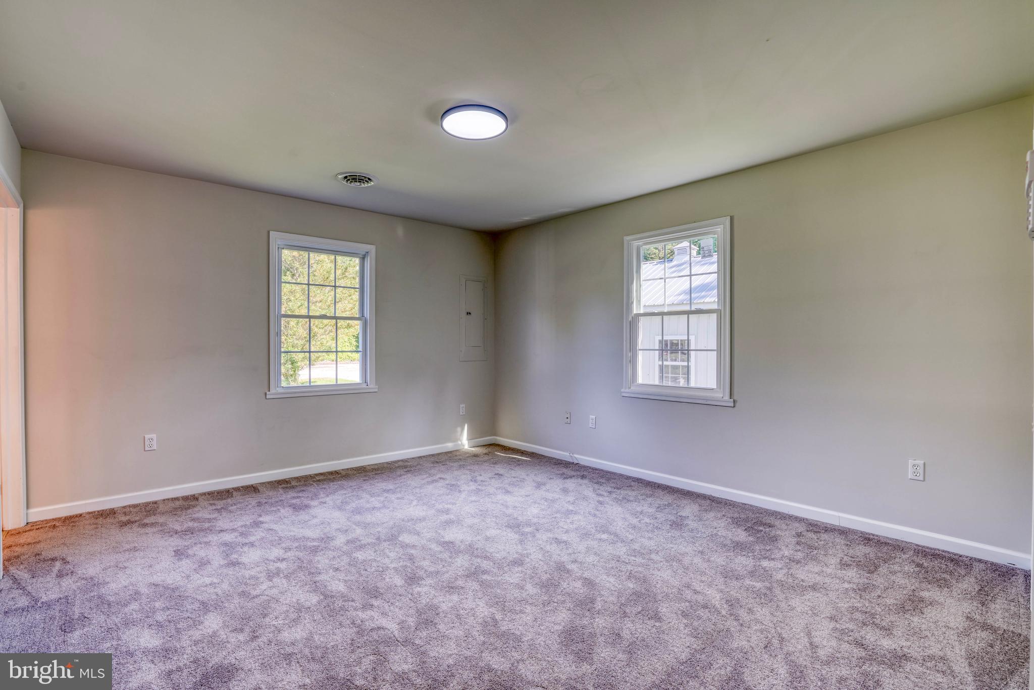 EASTON - Residential