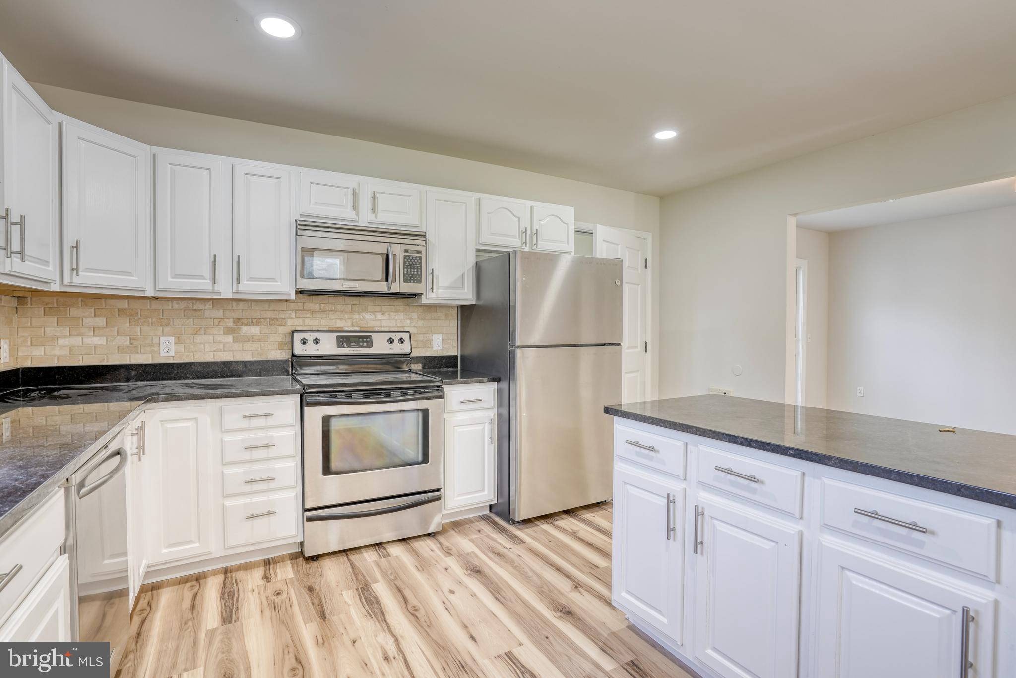 EASTON - Residential