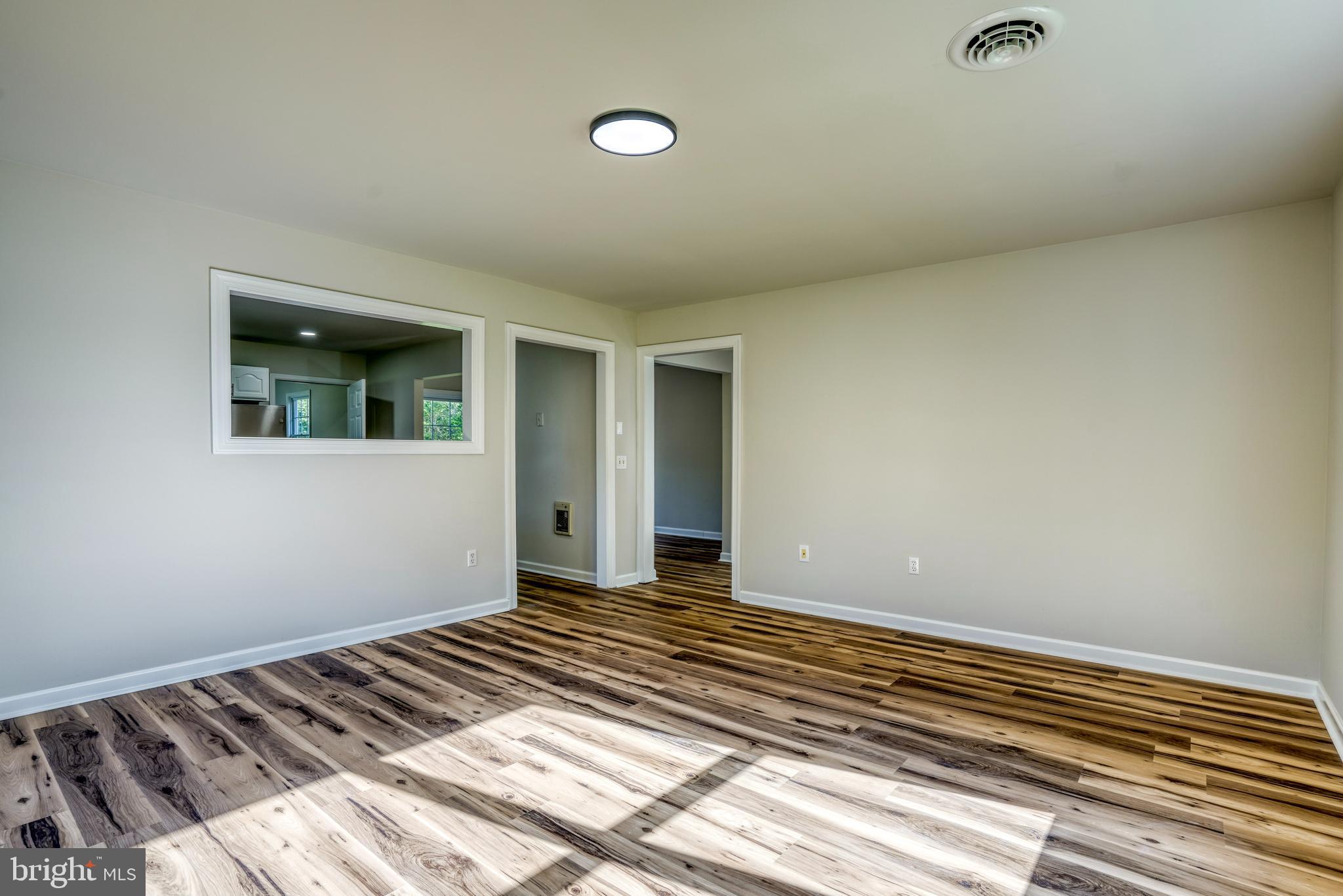 EASTON - Residential