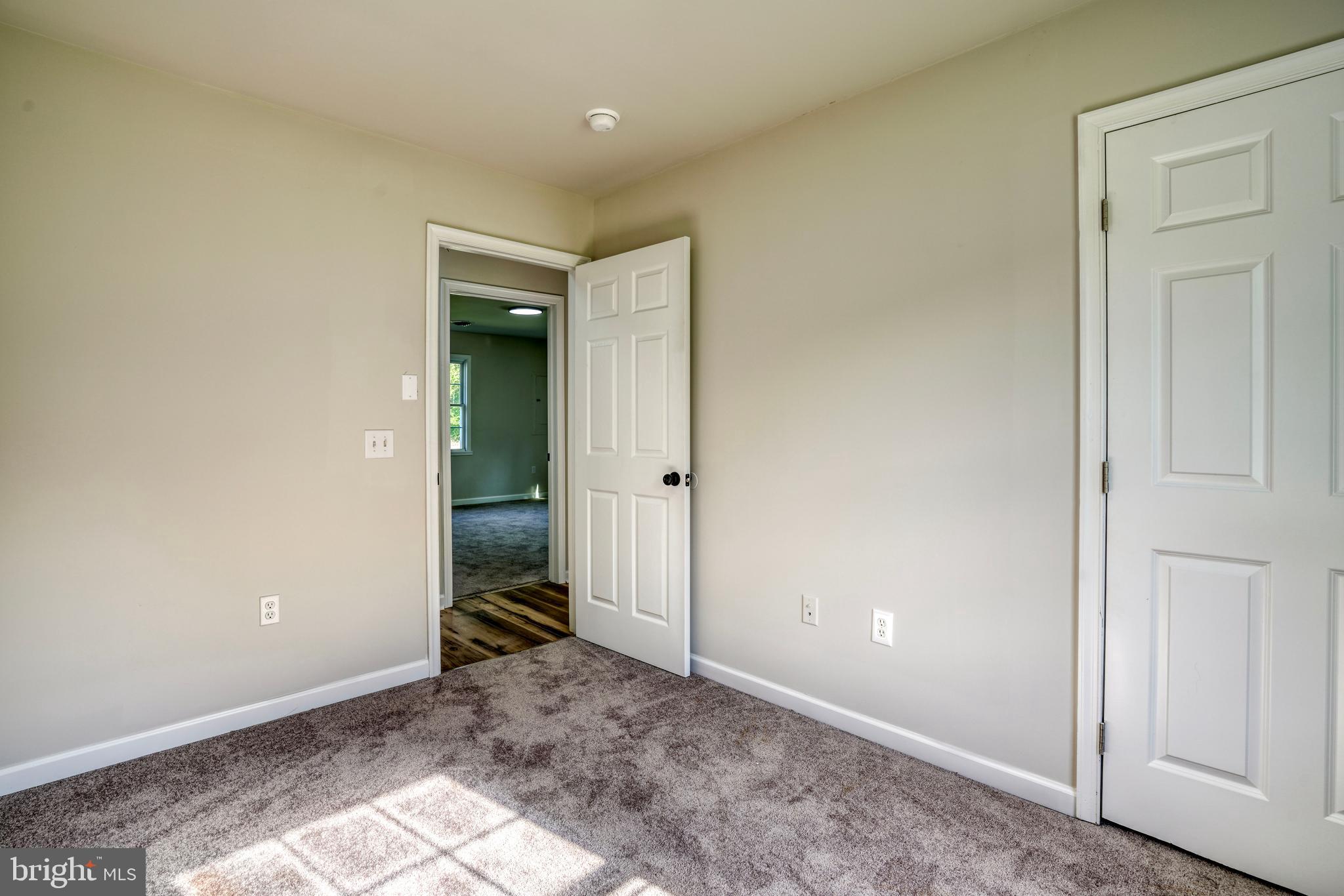 EASTON - Residential