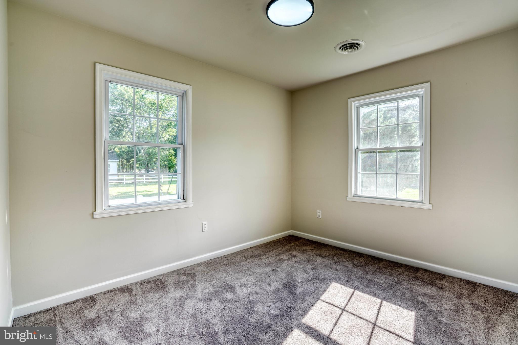 EASTON - Residential